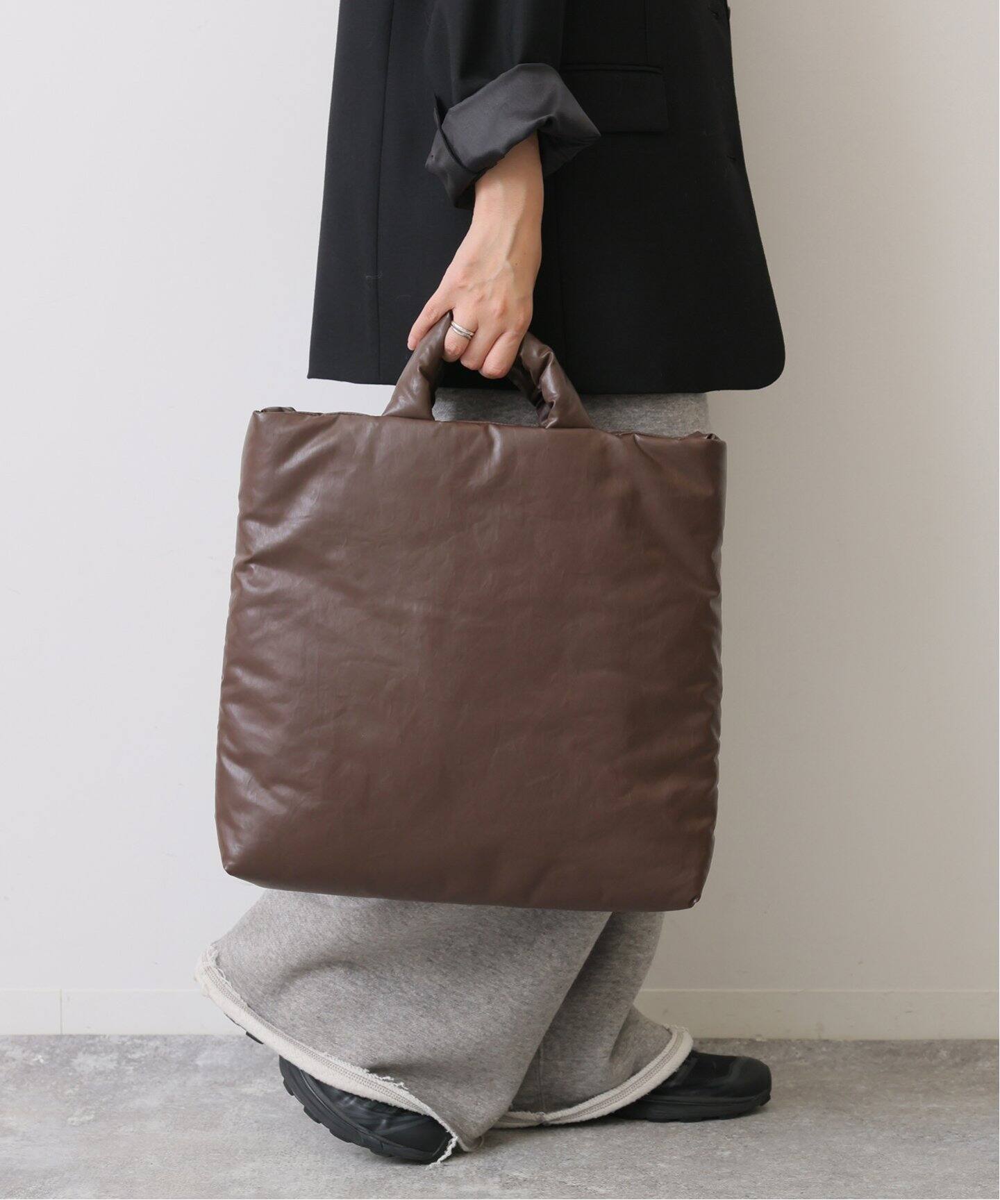 KASSL EDITIONS/カッスル エディションズ】PILLOW MEDIUM OIL 