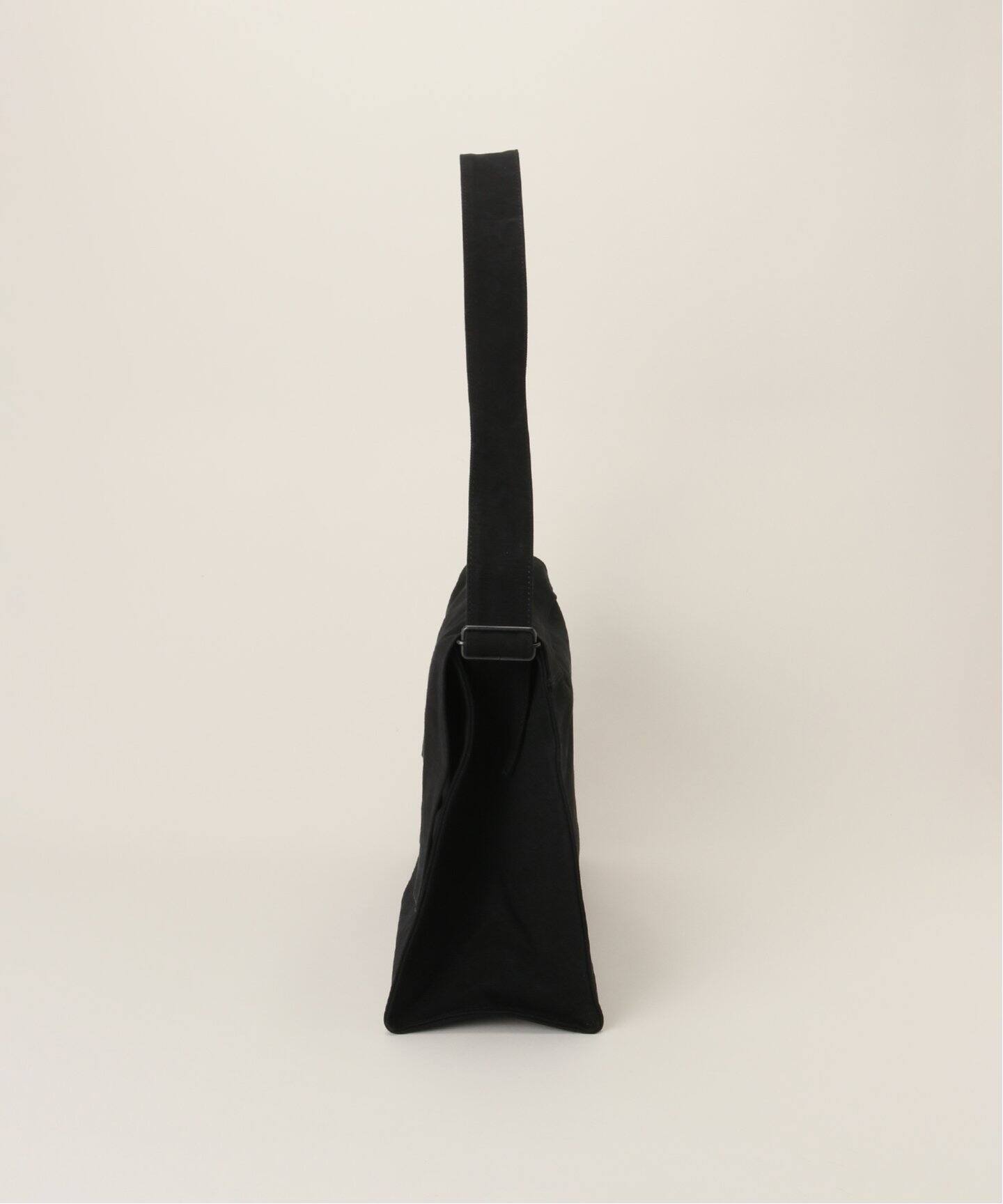 amiacalva /アミアカルヴァ】 WASHED CANVAS SHOULDER (L)（ショルダー  