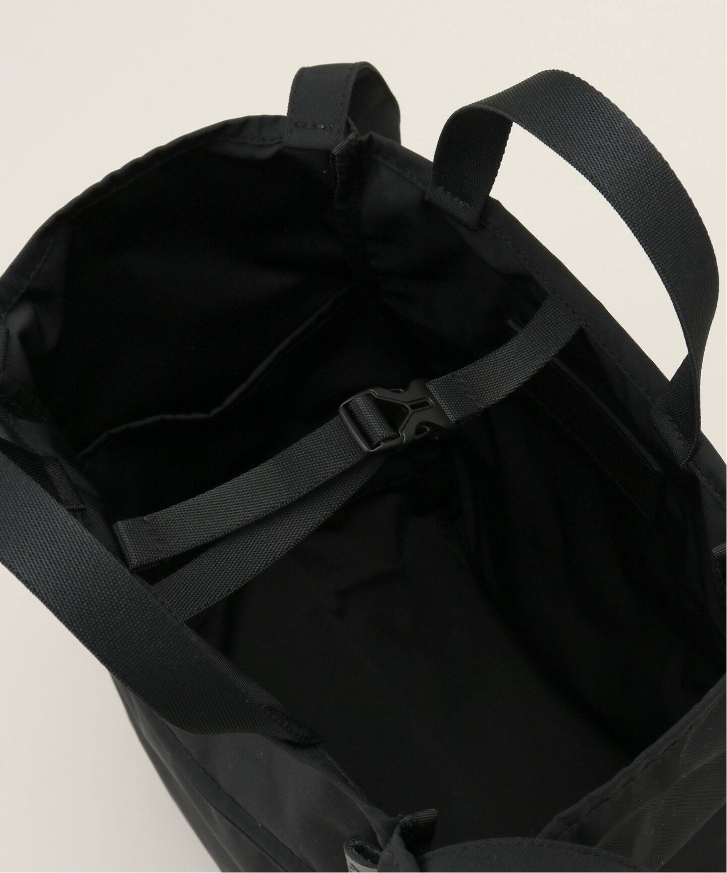 完売✨ユニセックス大容量 【AMIACALVA】vekt 別注マルバッグ ◯ amiacalva /アミアカルヴァ】 GABARDINE ZIPPY TOTE (M)（トート