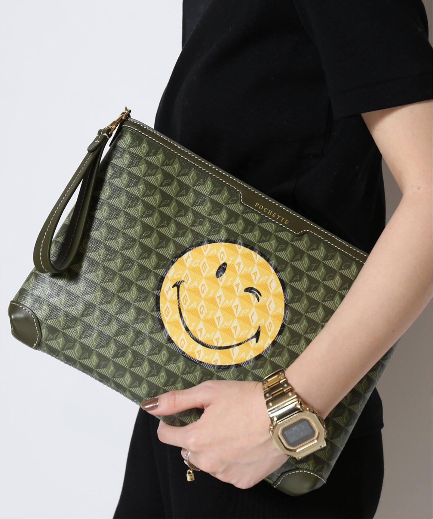 ANYA HINDMARCH/アニヤ ハインドマーチ】HINDMARCH POCHETTE WINK  