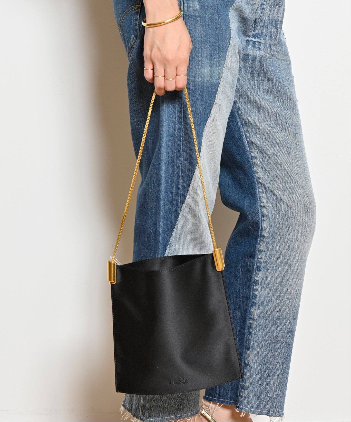 NEOUS/ネウス】 SATIN SHOULDER BAG（ショルダーバッグ）｜MUSE de  