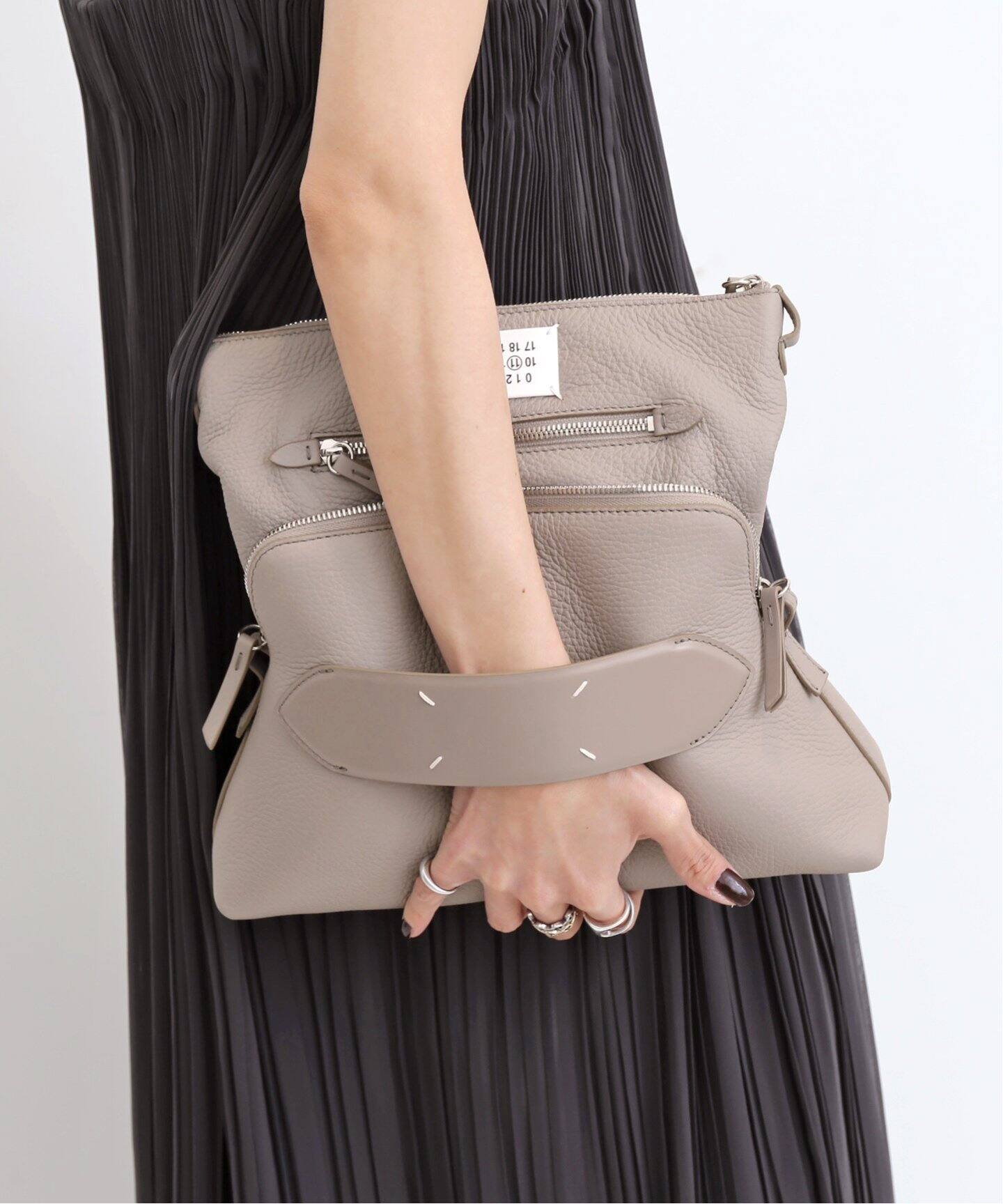 MAISON MARGIELA/メゾン マルジェラ】 SOFT 5AC MULTIFUNCTION SMALL 