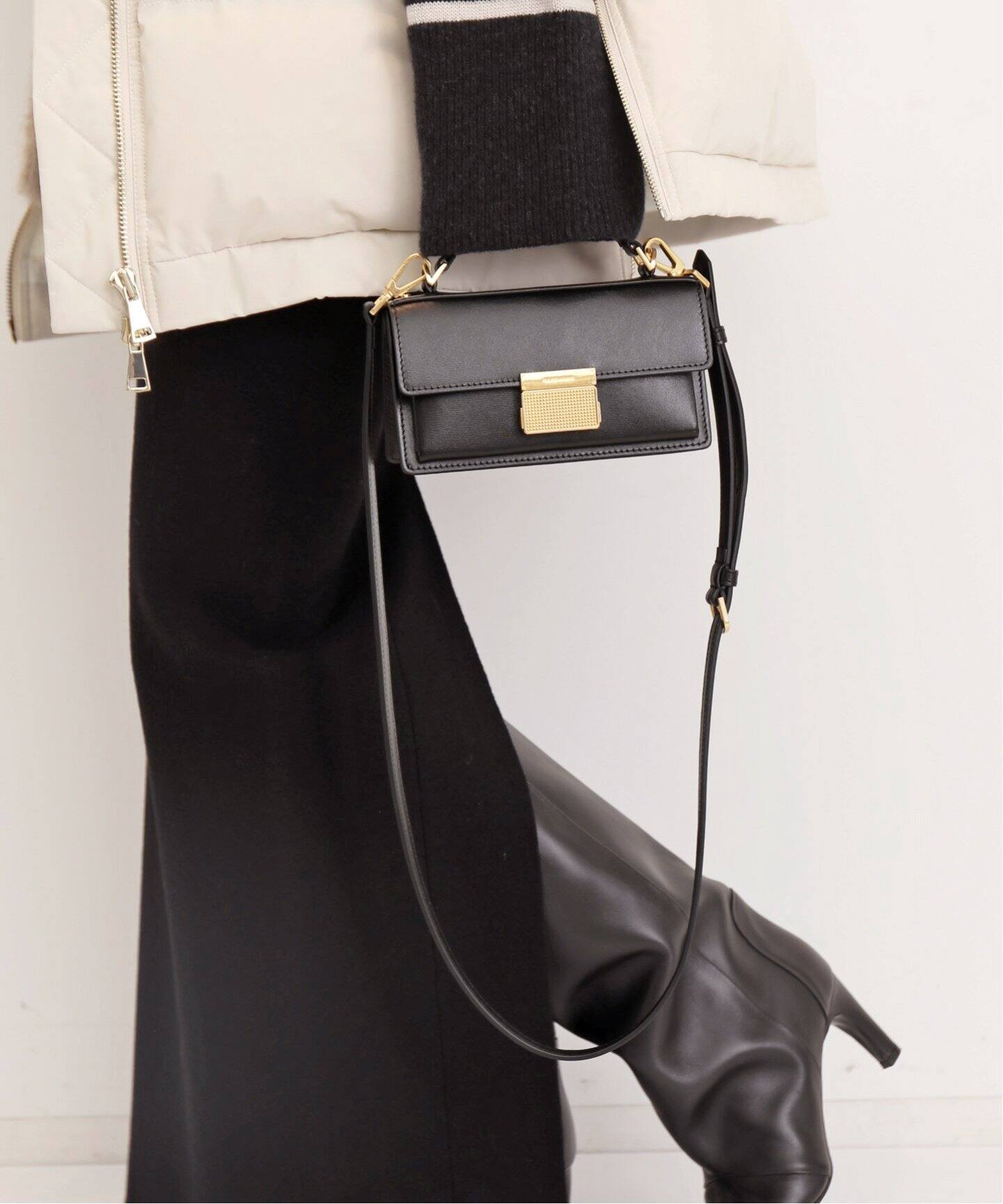 GOLDEN GOOSE/ゴールデン グース】 VENEZIA SMALL BAG（ショルダー 