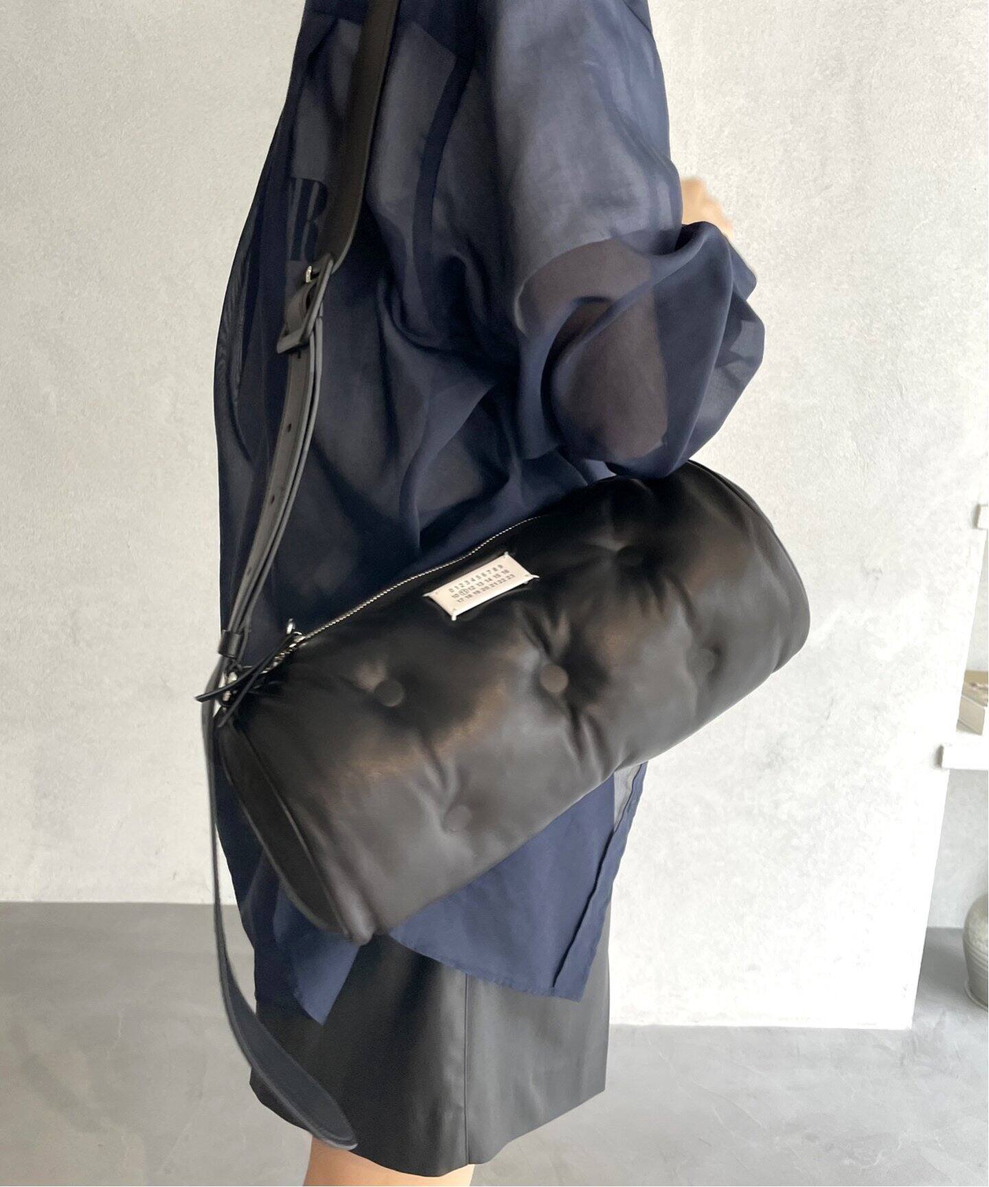 Maison Margiela/メゾン マルジェラ】GLAM SLAM PILLOW BAG 