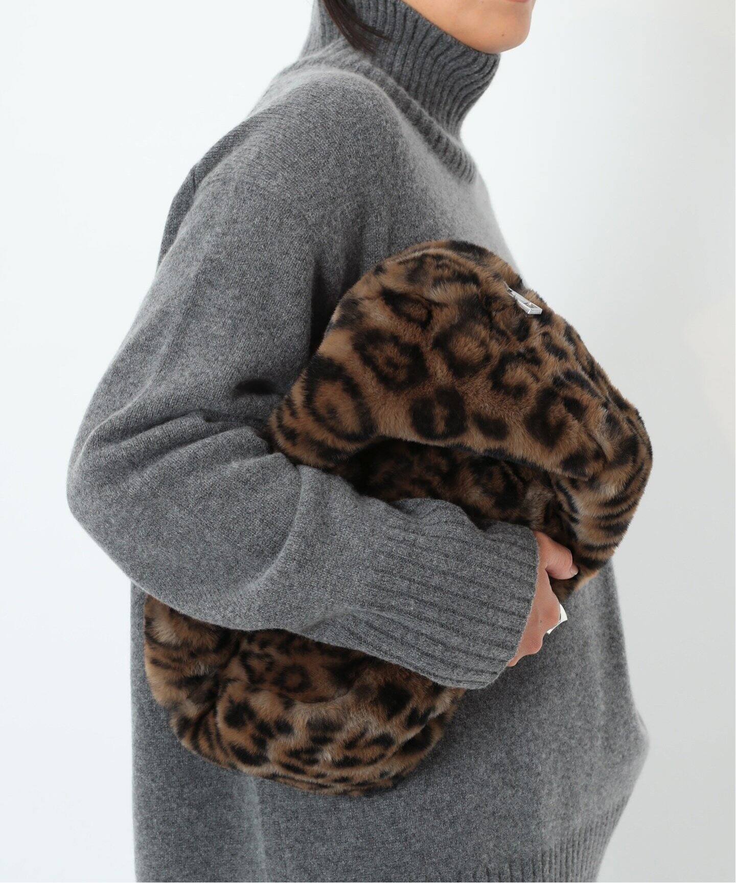 Apparis/アパリス】Leopard clutch bag（クラッチバッグ）｜AP STUDIO 