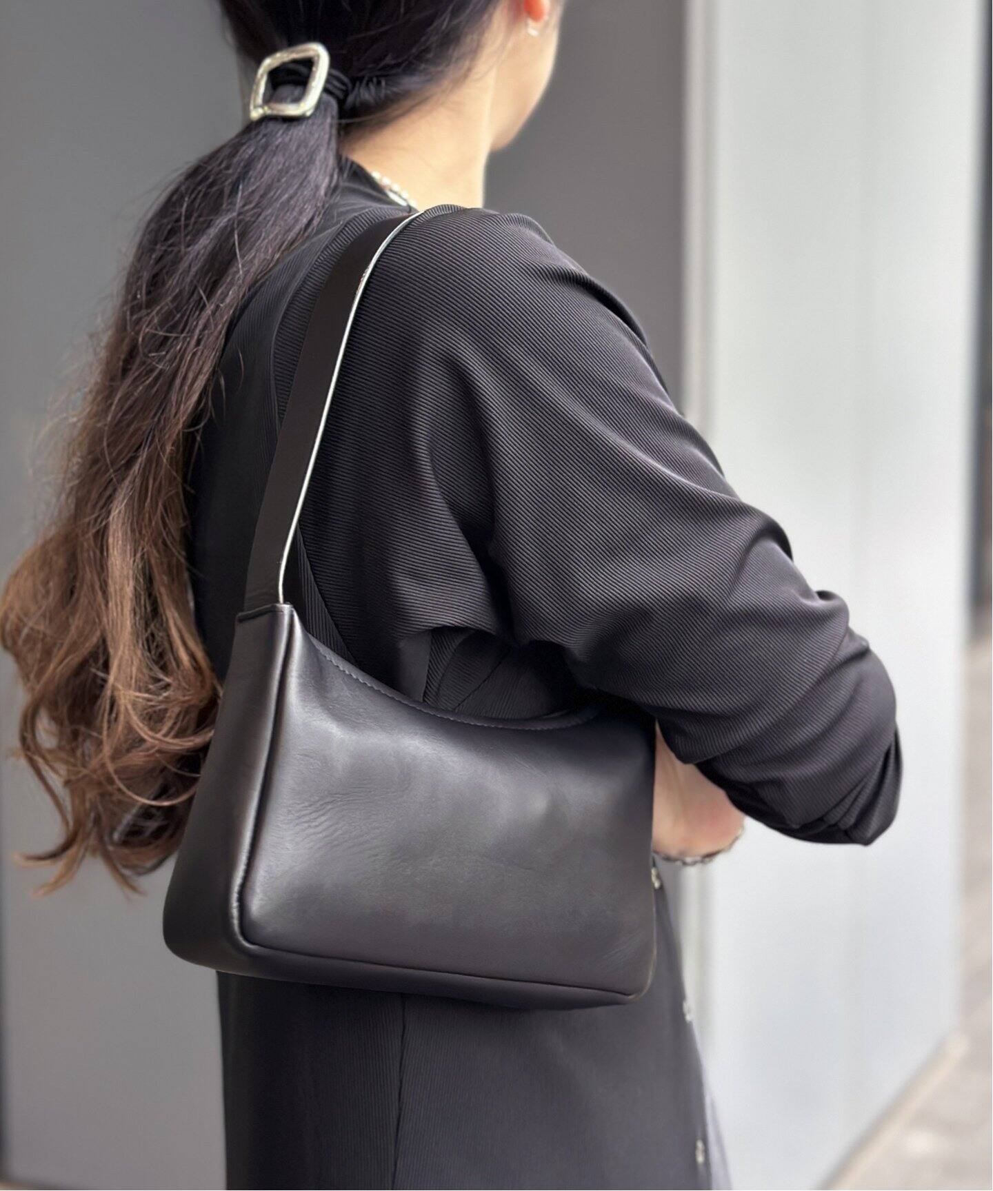 ST.AGNI/セントアグニ】Petit Shoulder Bag（ハンドバッグ）｜AP  