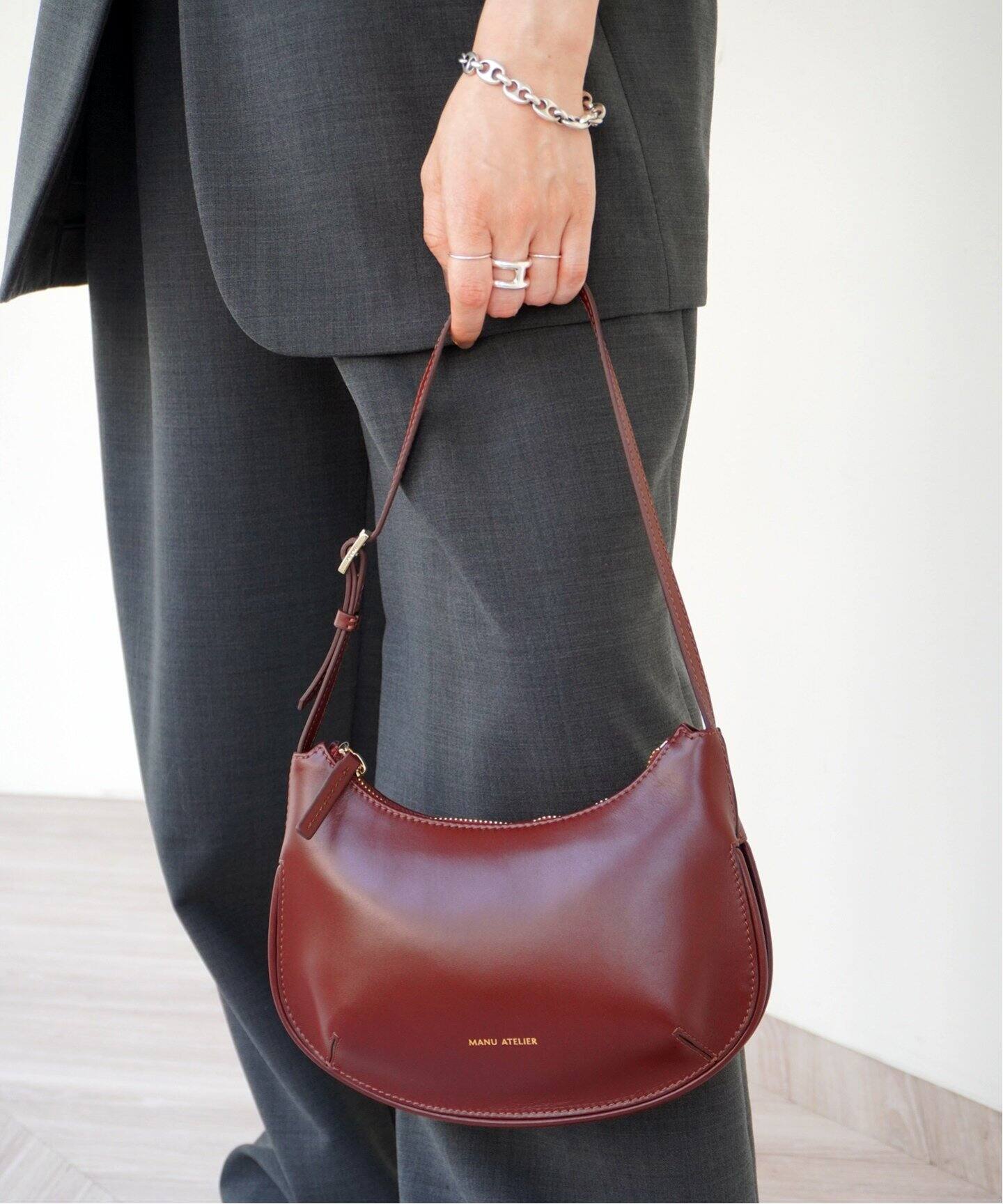 MANU ATELIER/マニュ アトリエ】Half moon BAG(burgundy  