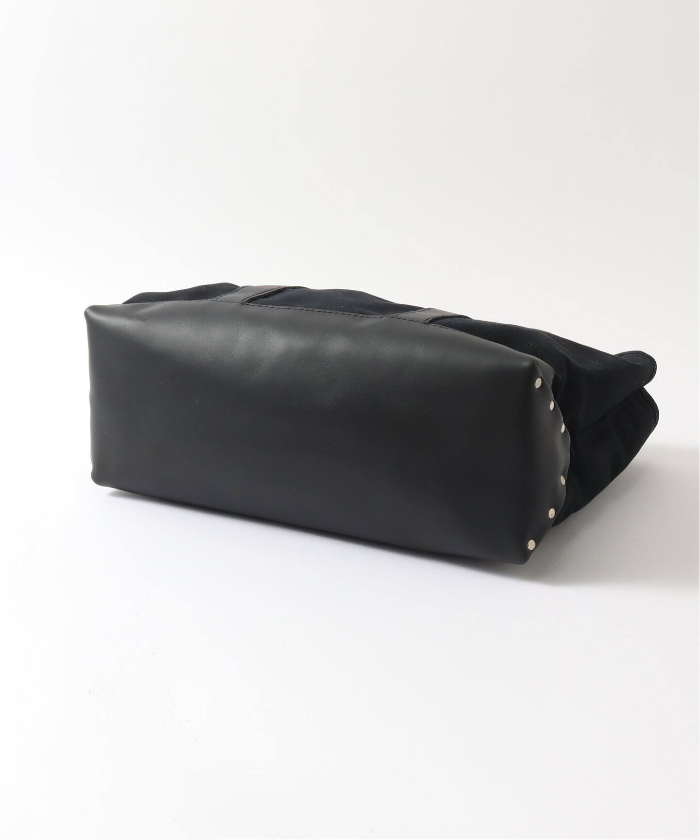 An+u studs design leather bag 牛革 An+u studs design leather bag 牛革