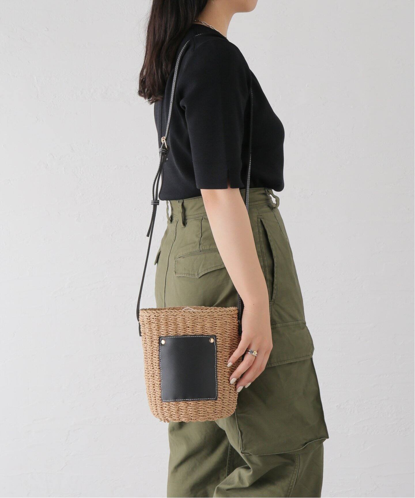 MIAN/ミアン筒型ミニショルダー（ショルダーバッグ）｜B.C STOCK（ベー 