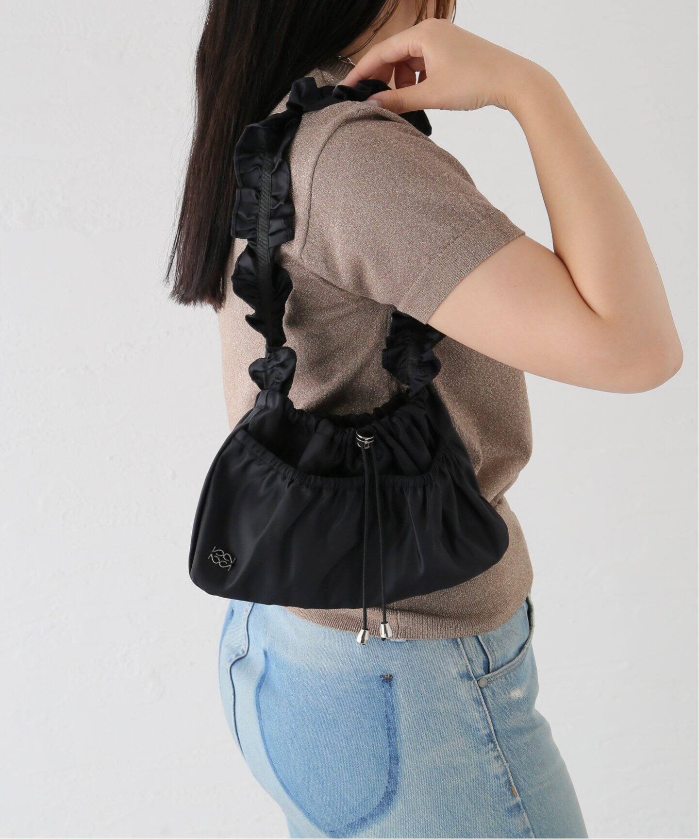 24時間以内発送 完売品 黒色 美品 人気モデル 18ss Waist Bag Yahoo!オークション - 18SS Supreme シュプリーム Waist Bag