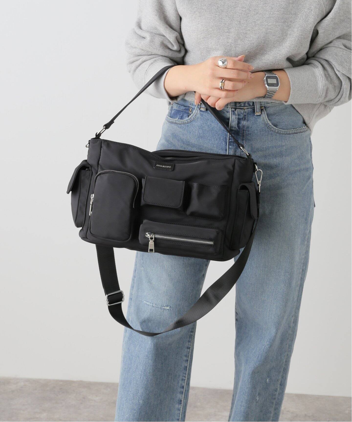 ANNA SUI NYC/ アナスイエヌワイシー マルチポケットバッグ  