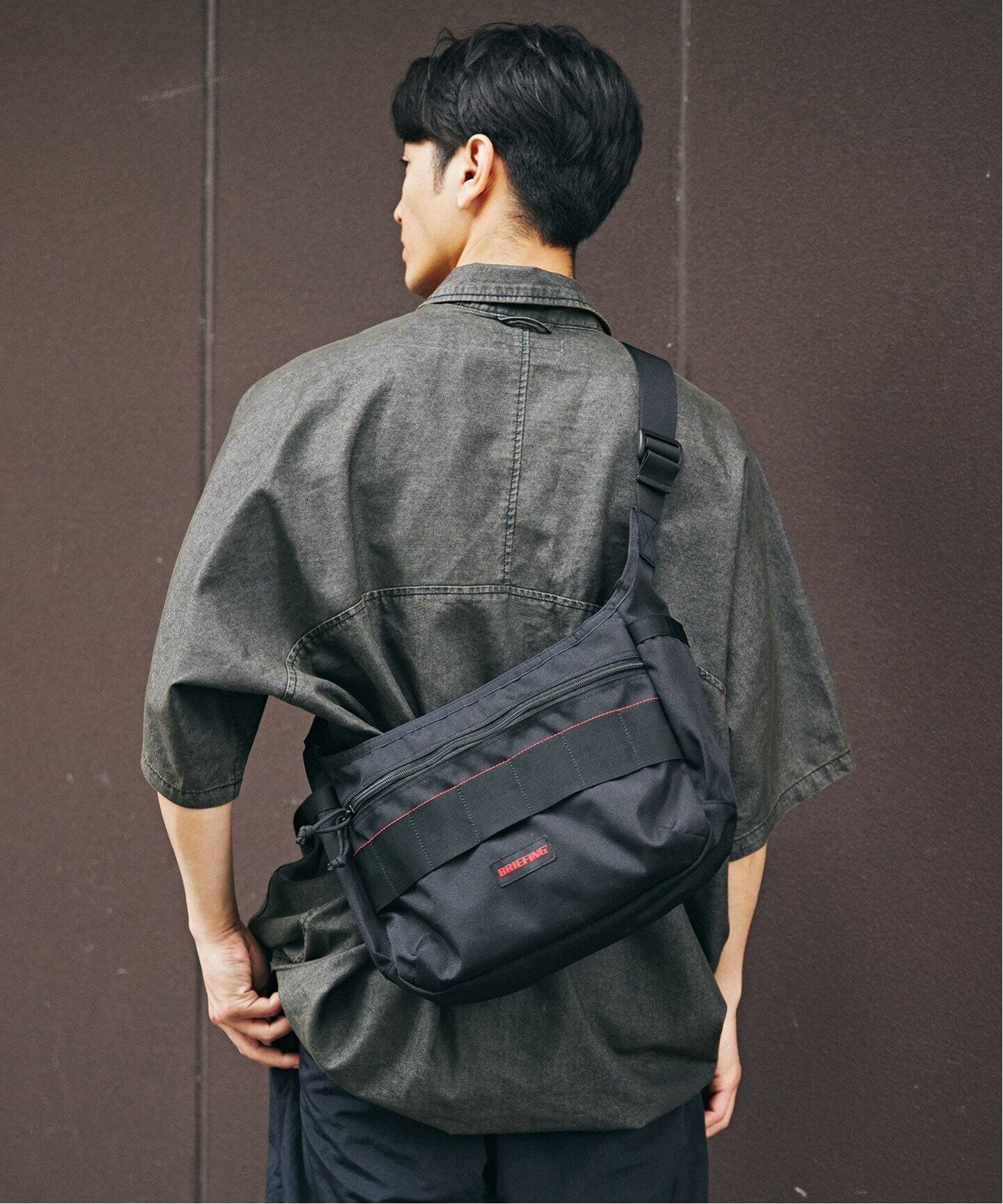 BRIEFING / ブリーフィング】別注sling shoulder（ショルダーバッグ 
