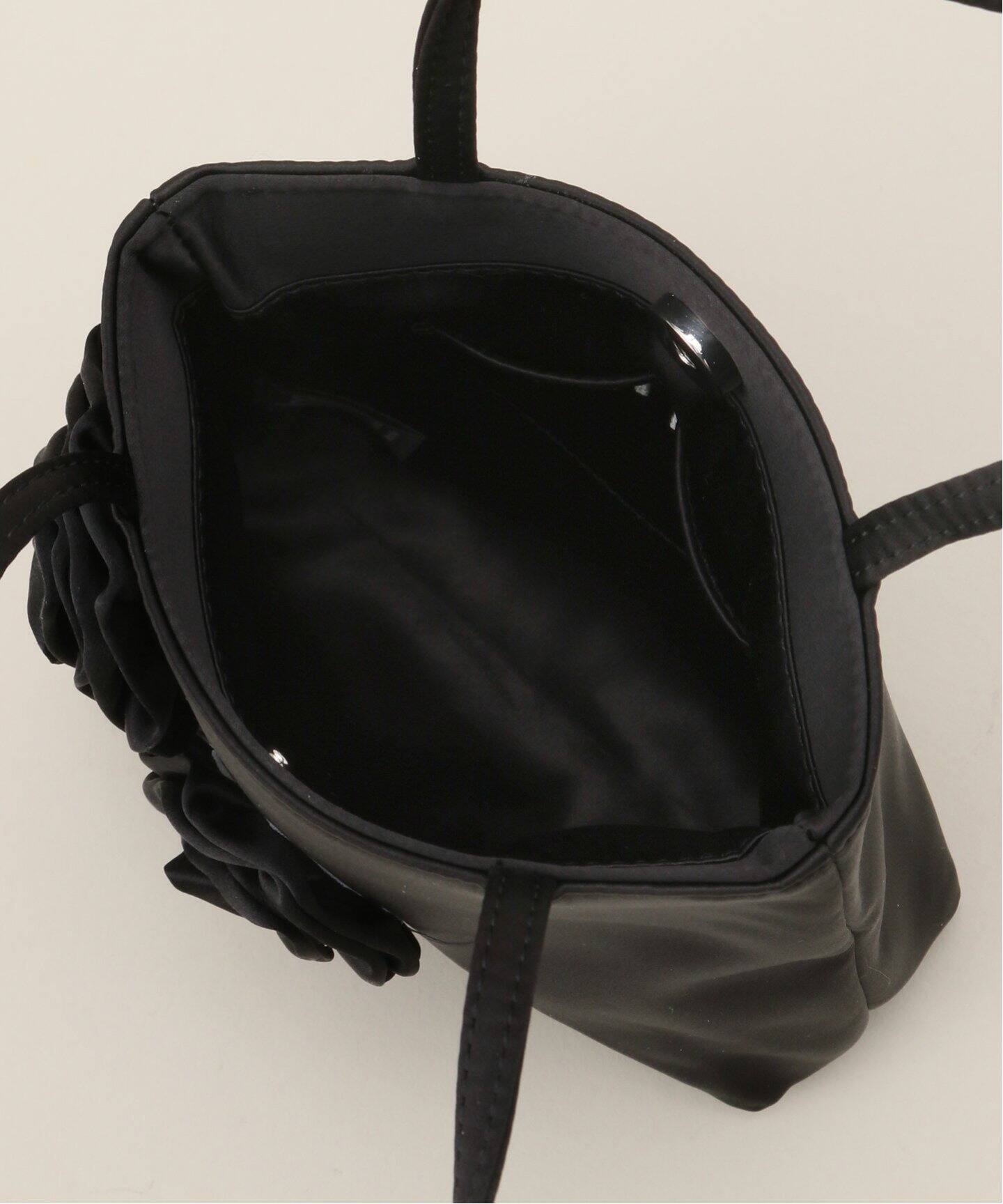 hai トートバック Thea Bag in Black - メルカリ