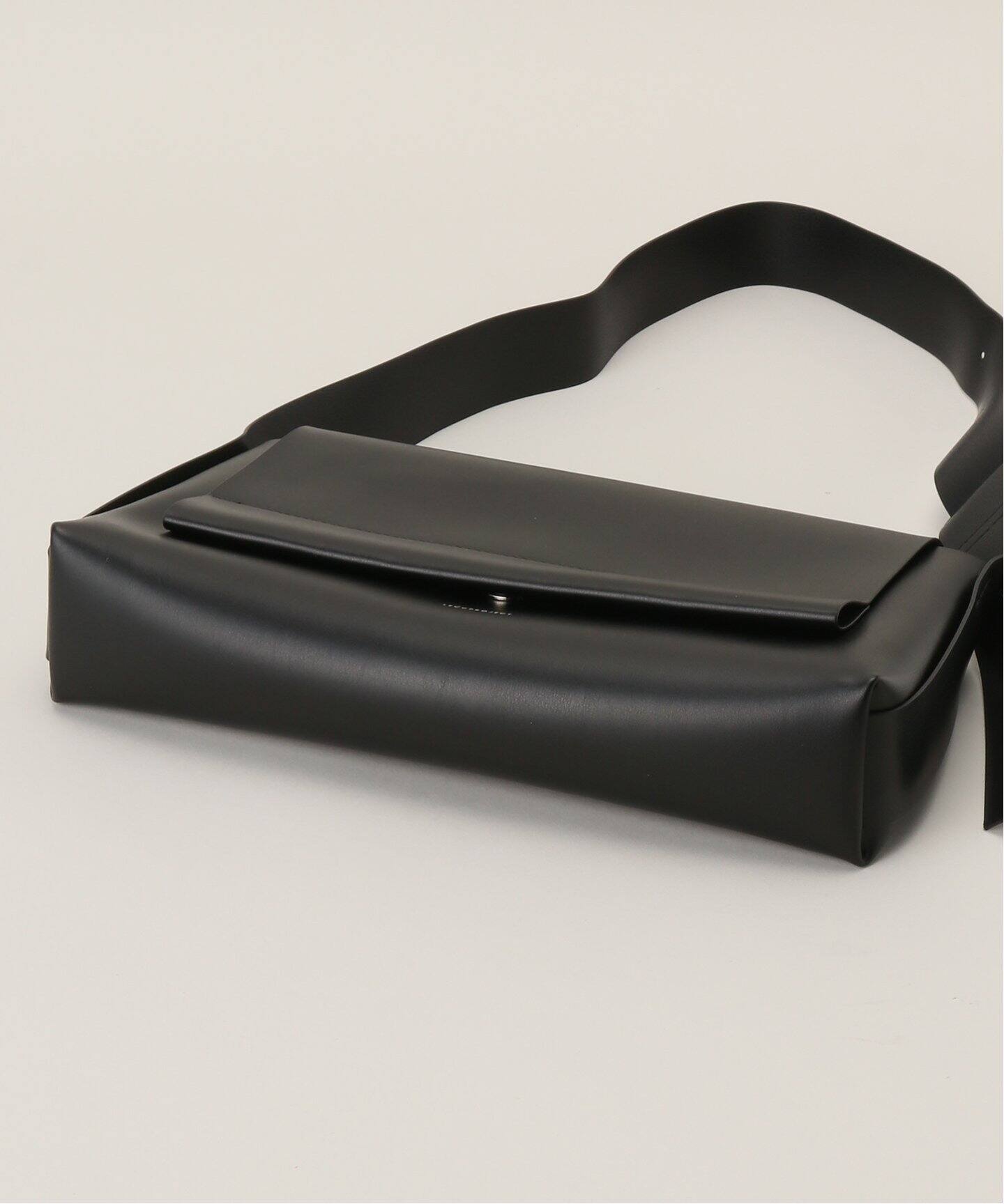 本日のタイムセール - ホットプレート / ホット LECCPROJECTレックプロジェクト バッグ（ショルダー SLIM FLAP バッグ