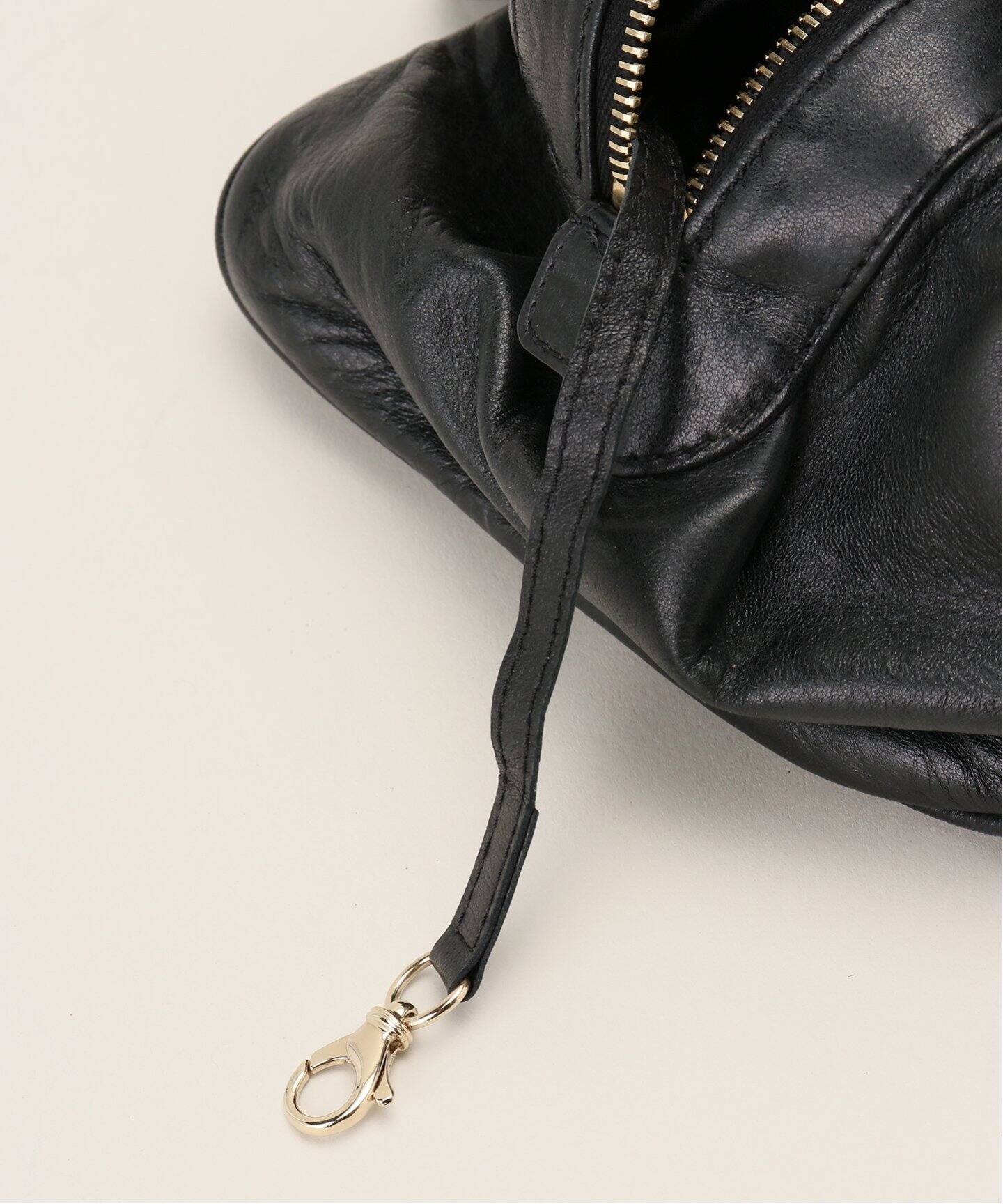 CHANEL / シャネル】Matelasse bag（その他バッグ）｜HIROB（ヒロブ  