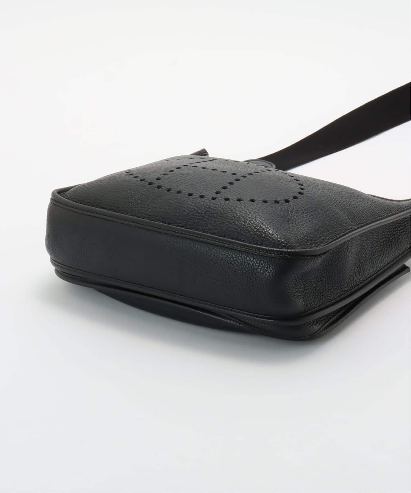 HERMES Evelyn Black（ショルダーバッグ）｜HIROB（ヒロブ）の通販