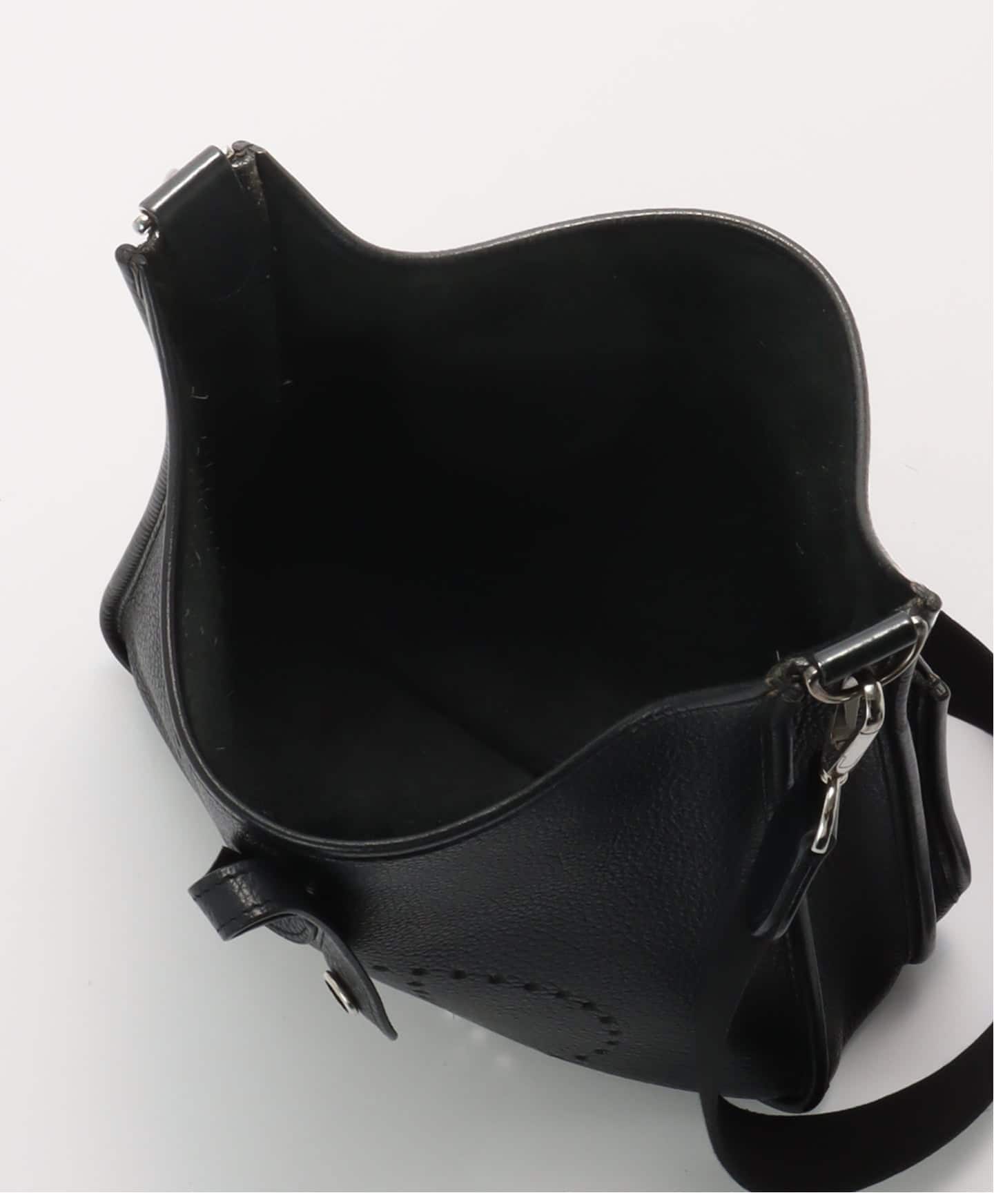 HERMES Evelyn Black（ショルダーバッグ）｜HIROB（ヒロブ）の通販