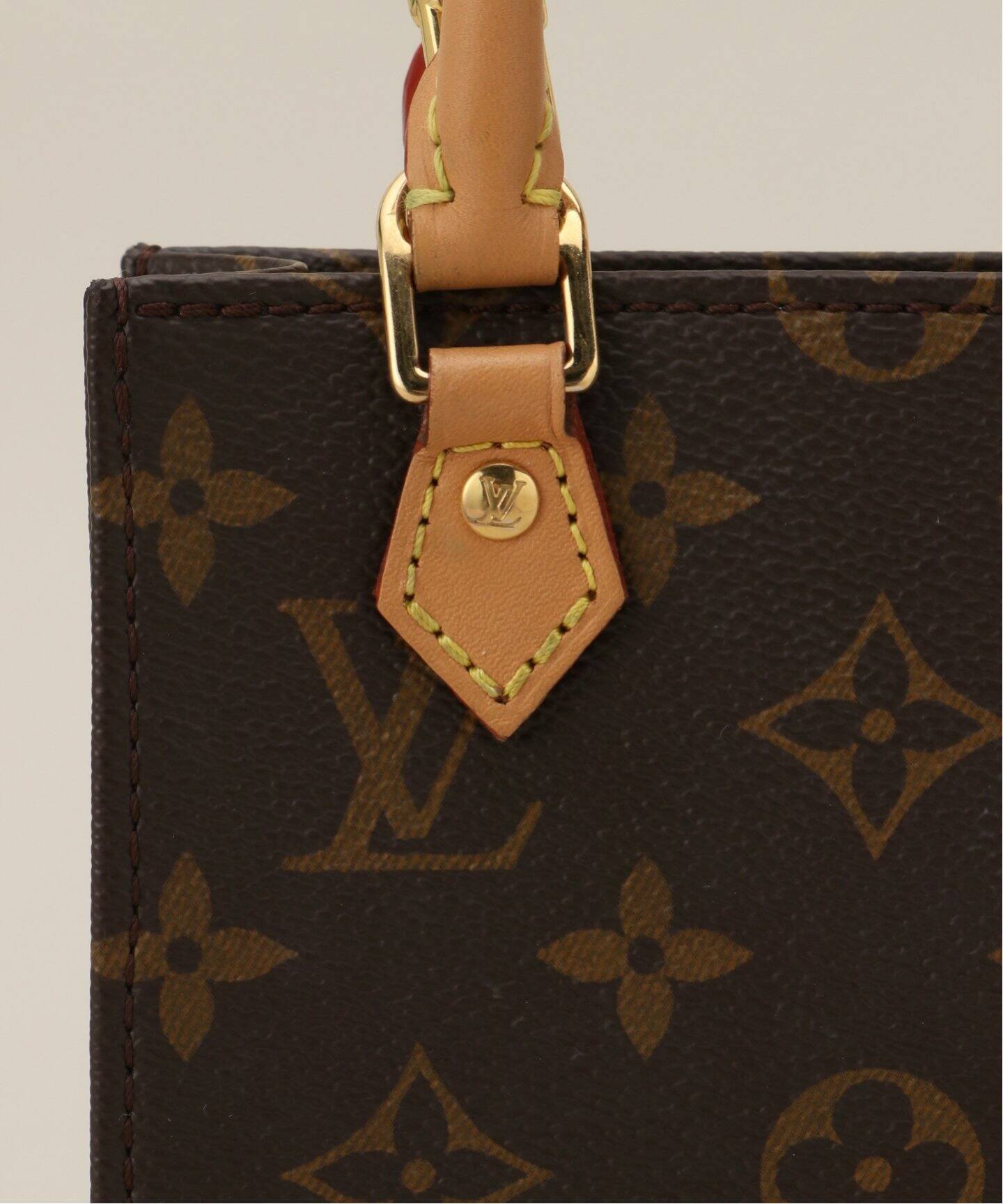 LOUIS VUITTON/ルイ ヴィトン】Petite Sac Plat（ショルダーバッグ 