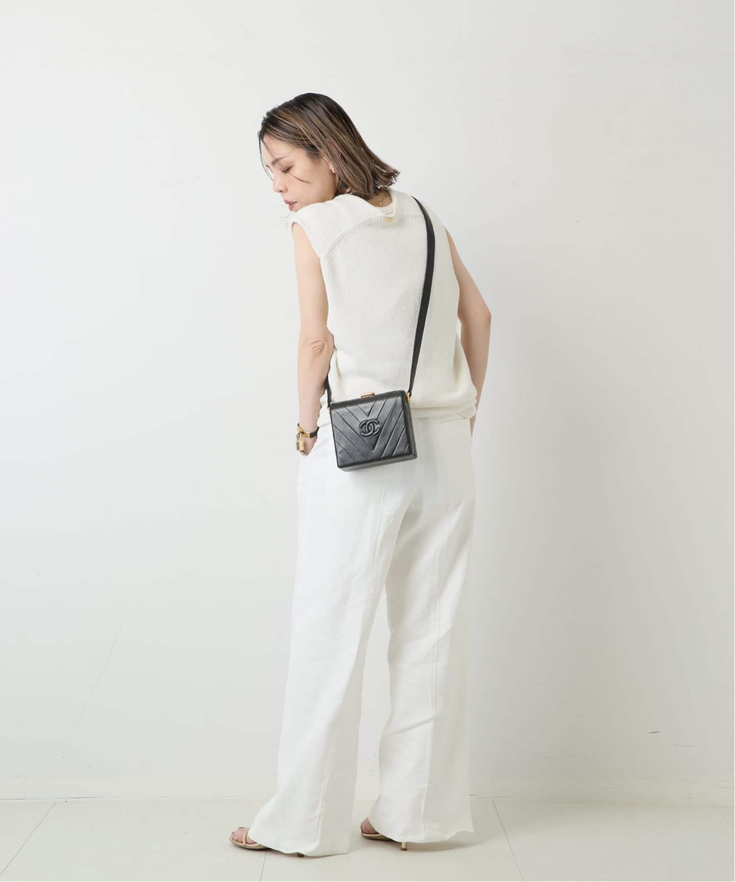 VINTAGE CHANEL/シャネル】V stitch ショルダーバッグ 15（ショルダー