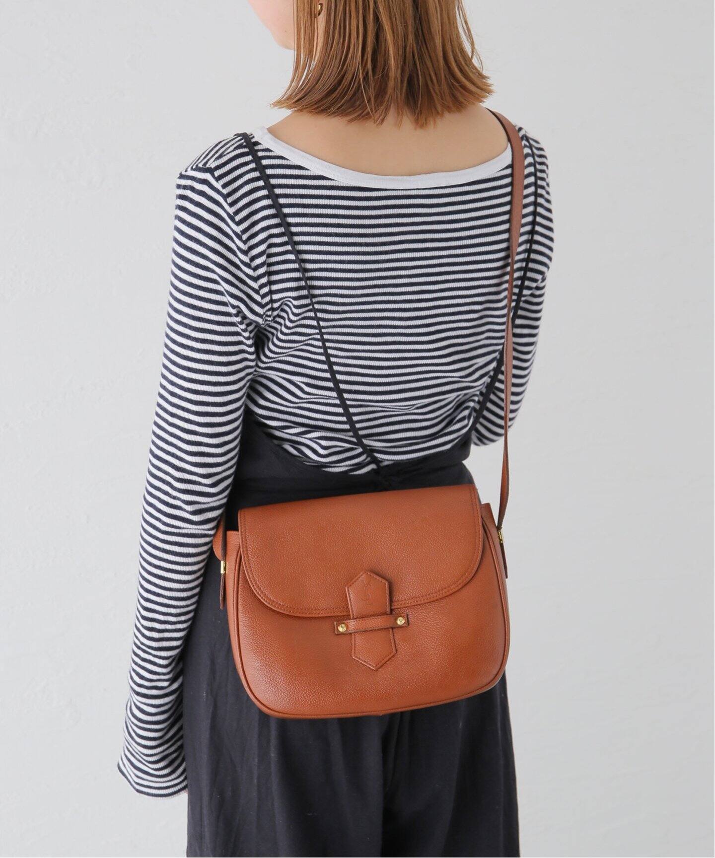 VINTAGE YSL/イヴ サンローラン】ショルダーバッグ（ショルダーバッグ 