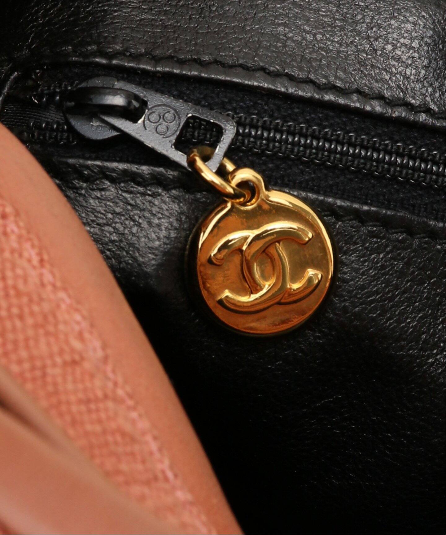 VINTAGE CHANEL/シャネル】Matelasse リネンショルダーバッグ 23