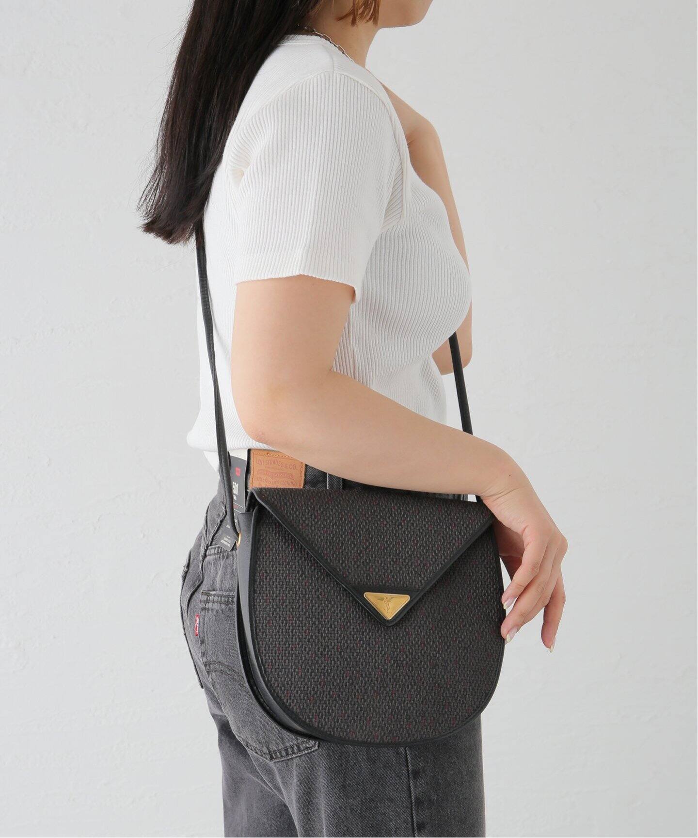 VINTAGE YSL/イヴ サンローラン】ショルダーバッグ（ショルダーバッグ 