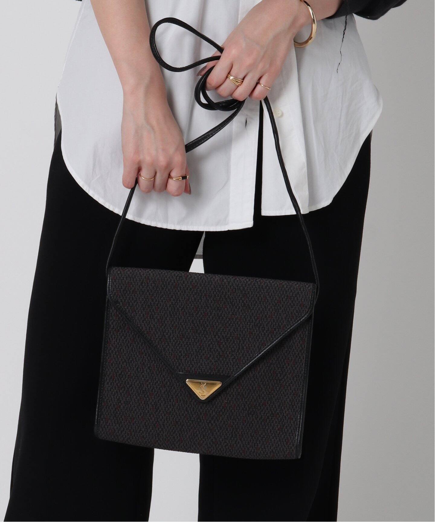 VINTAGE YSL/イヴ サンローラン】ショルダーバッグ（ショルダーバッグ  