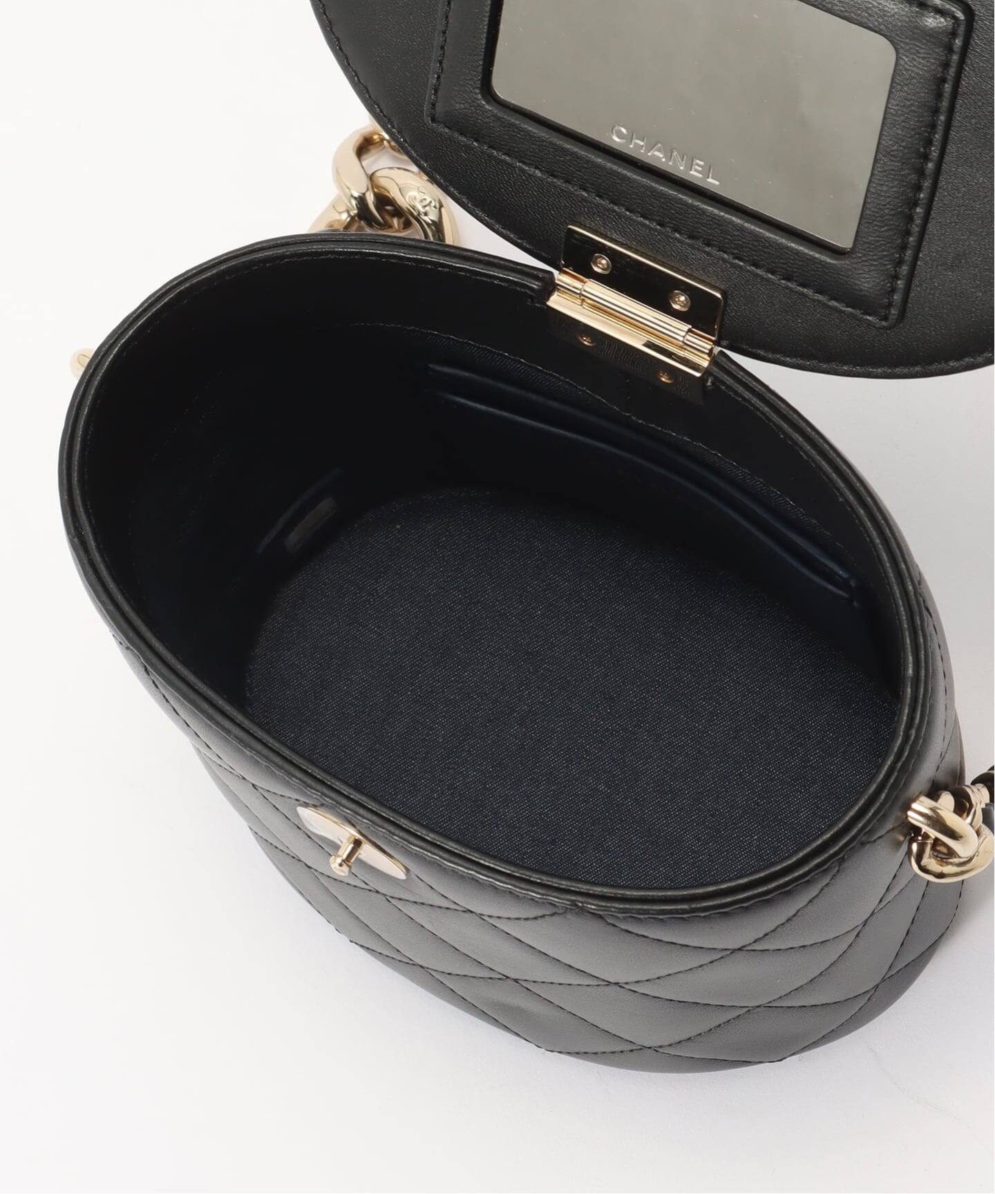 CHANEL/シャネル】Matelasse バニティチェーンショルダーバッグ