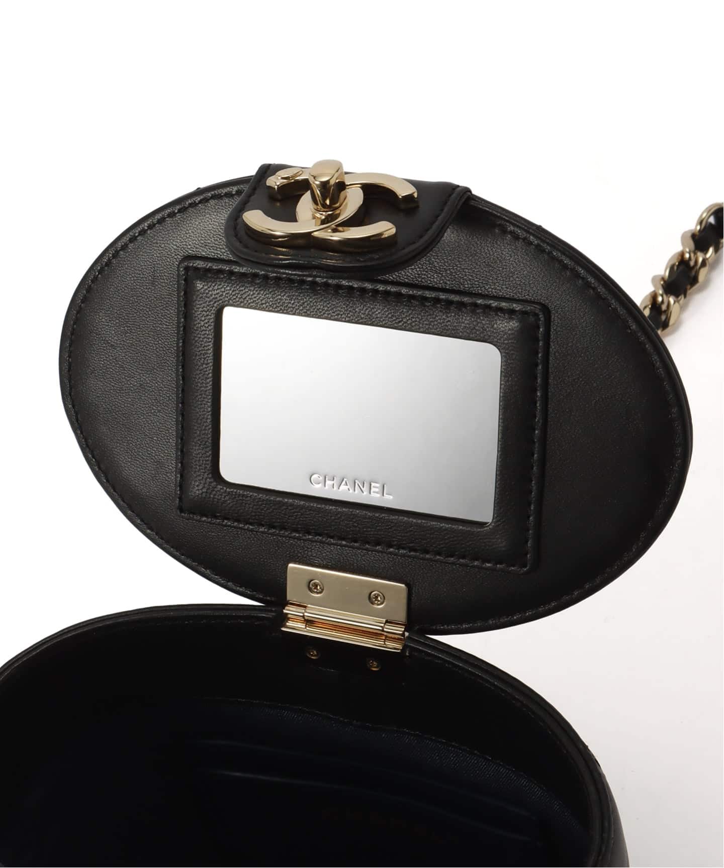 CHANEL　ノベルティバニティショルダーバッグ CHANEL/シャネル】Matelasse バニティチェーンショルダーバッグ