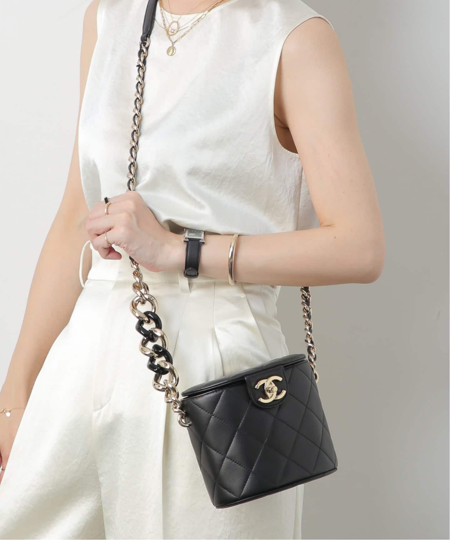 CHANEL/シャネル】Matelasse バニティチェーンショルダーバッグ