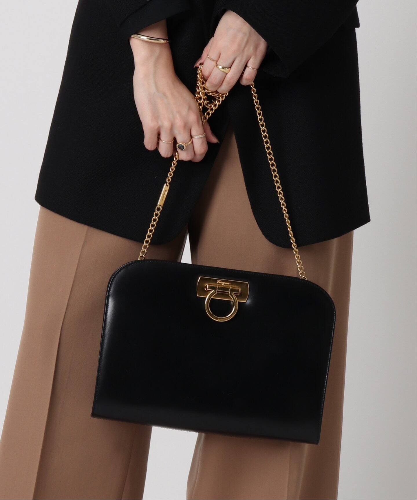 VINTAGE FERRAGAMO/フェラガモ】 Gancini チェーンクラッチ 2wayバッグ  