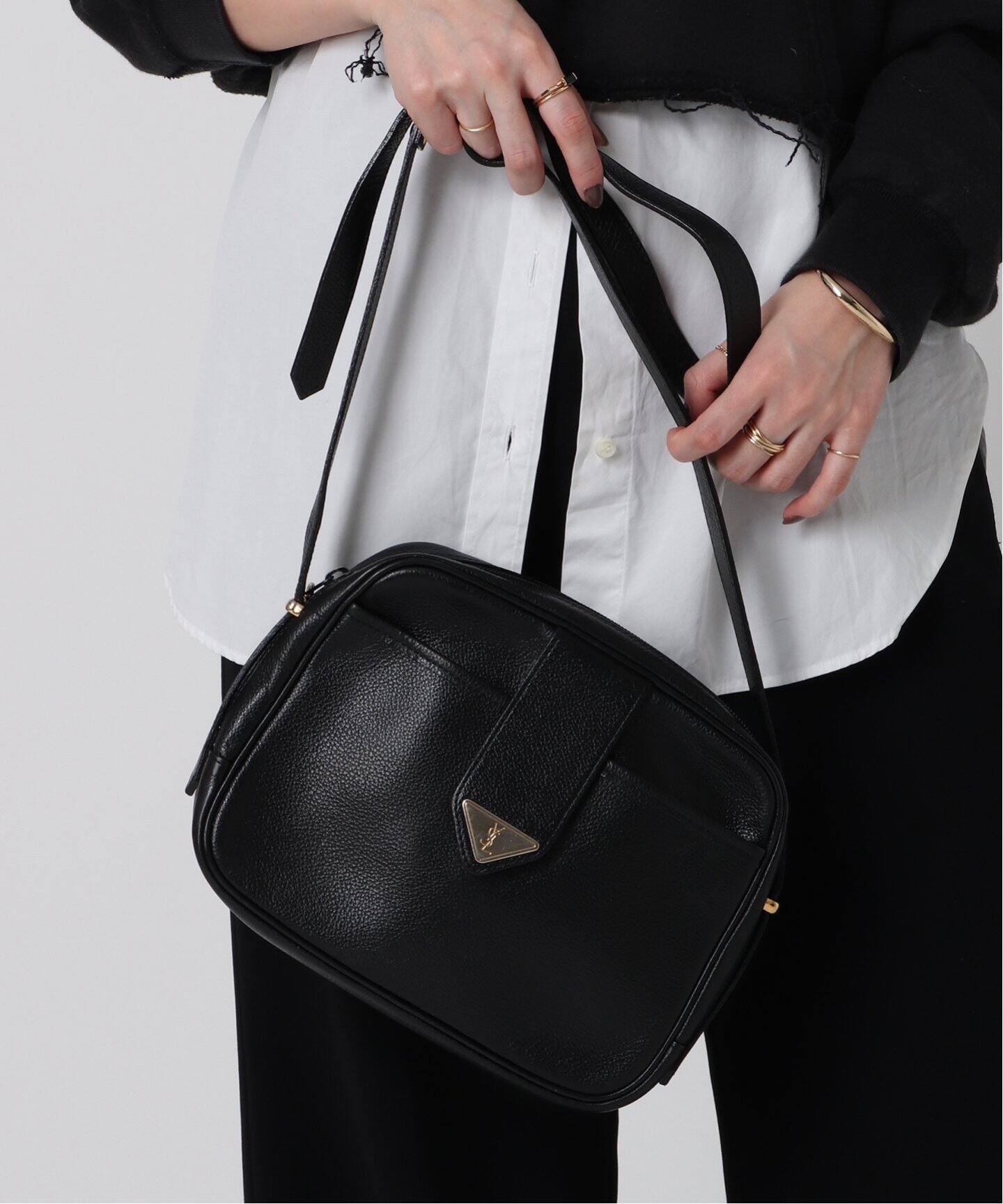 VINTAGE YSL/イヴ サンローラン】ショルダーバッグ（ショルダーバッグ 