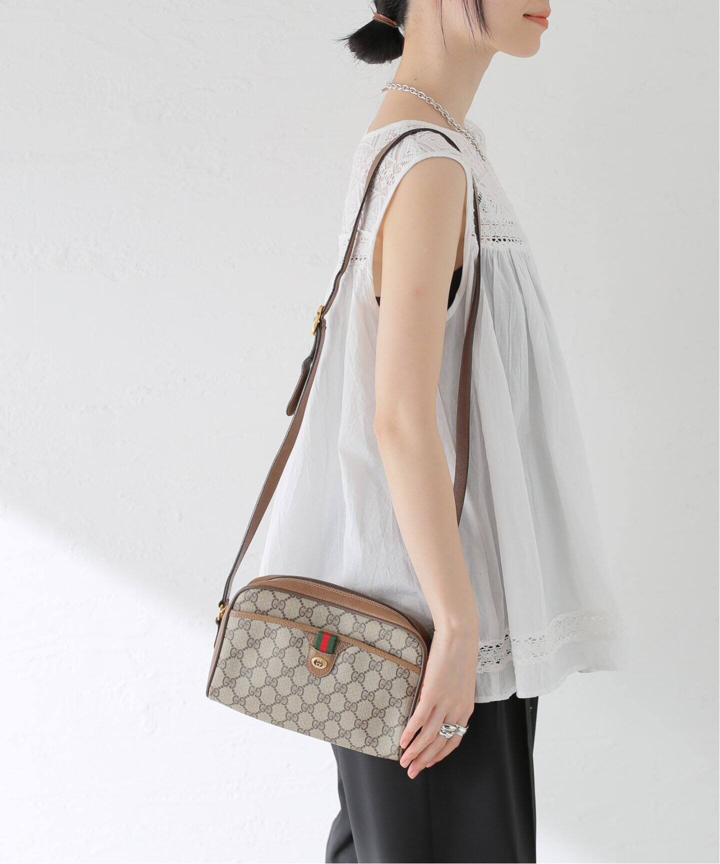 VINTAGE GUCCI/グッチ】GG ショルダーバッグ（ショルダーバッグ 