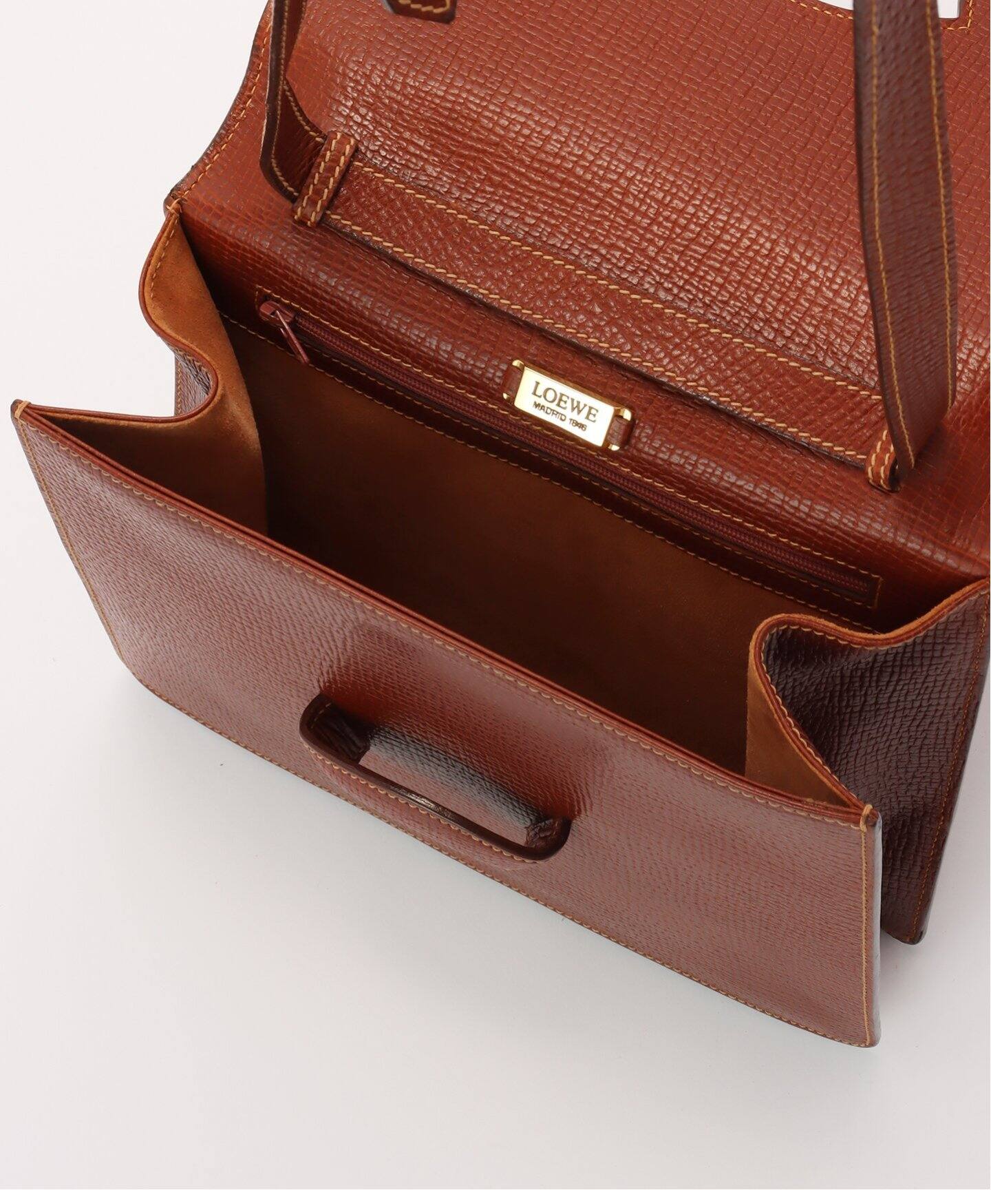ロエベ バルセロナ ブラウン レザー ショルダーバッグ 楽天市場】ロエベ LOEWE バルセロナ レザー ショルダーバッグ