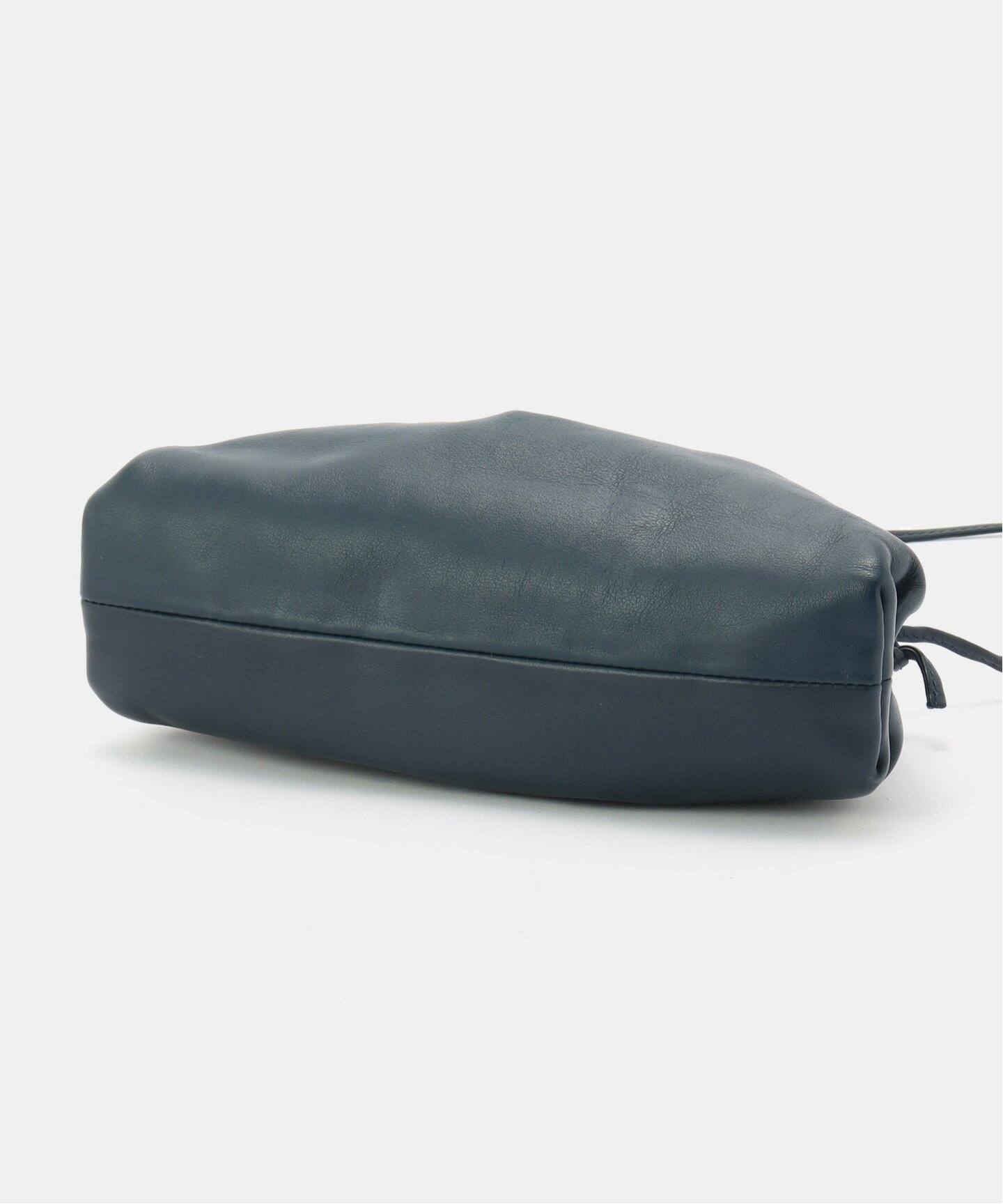 BOTTEGA VENETA/ボッテガ ヴェネタ】The pouch mini（ショルダー