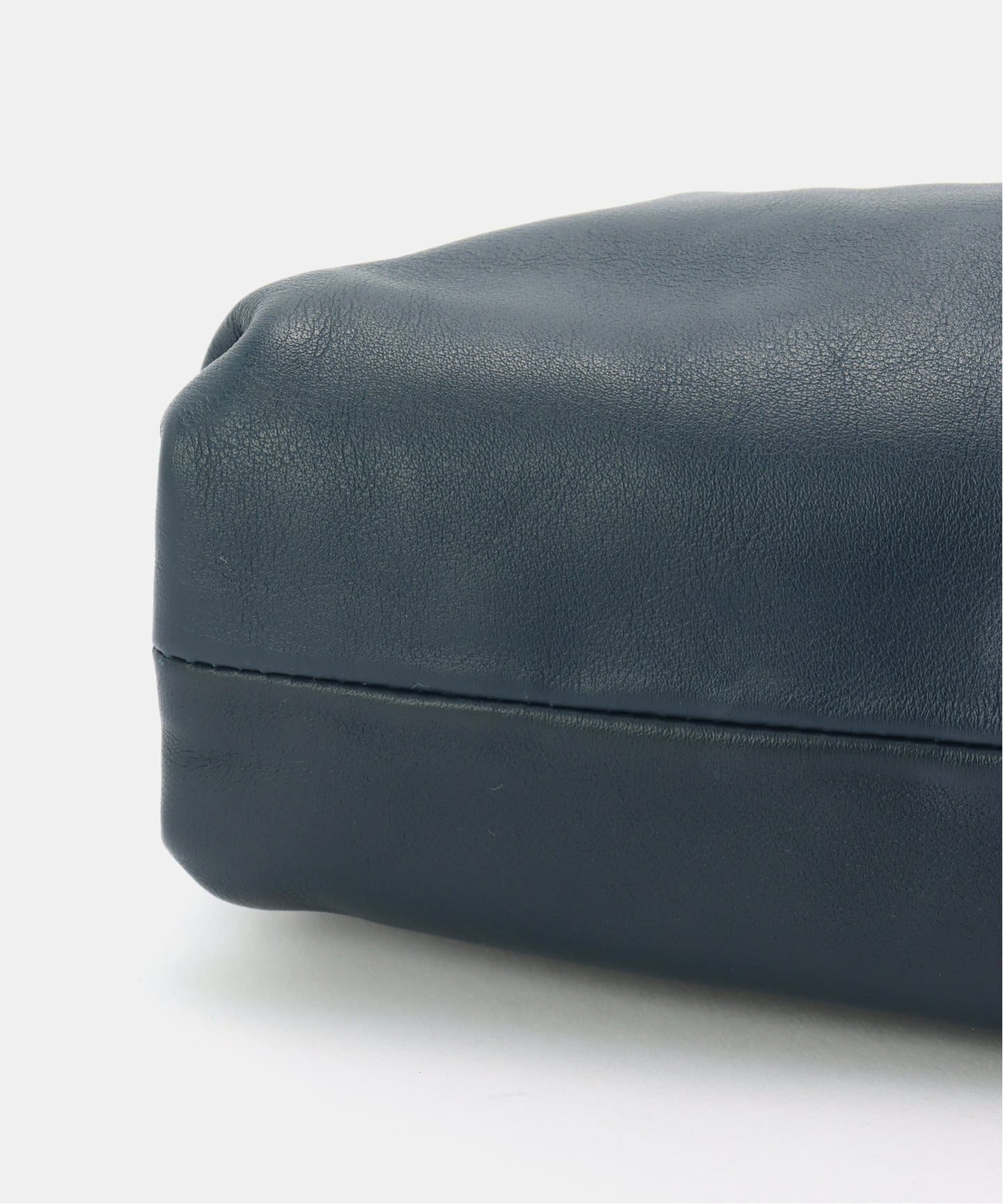 BOTTEGA VENETA/ボッテガ ヴェネタ】The pouch mini（ショルダー