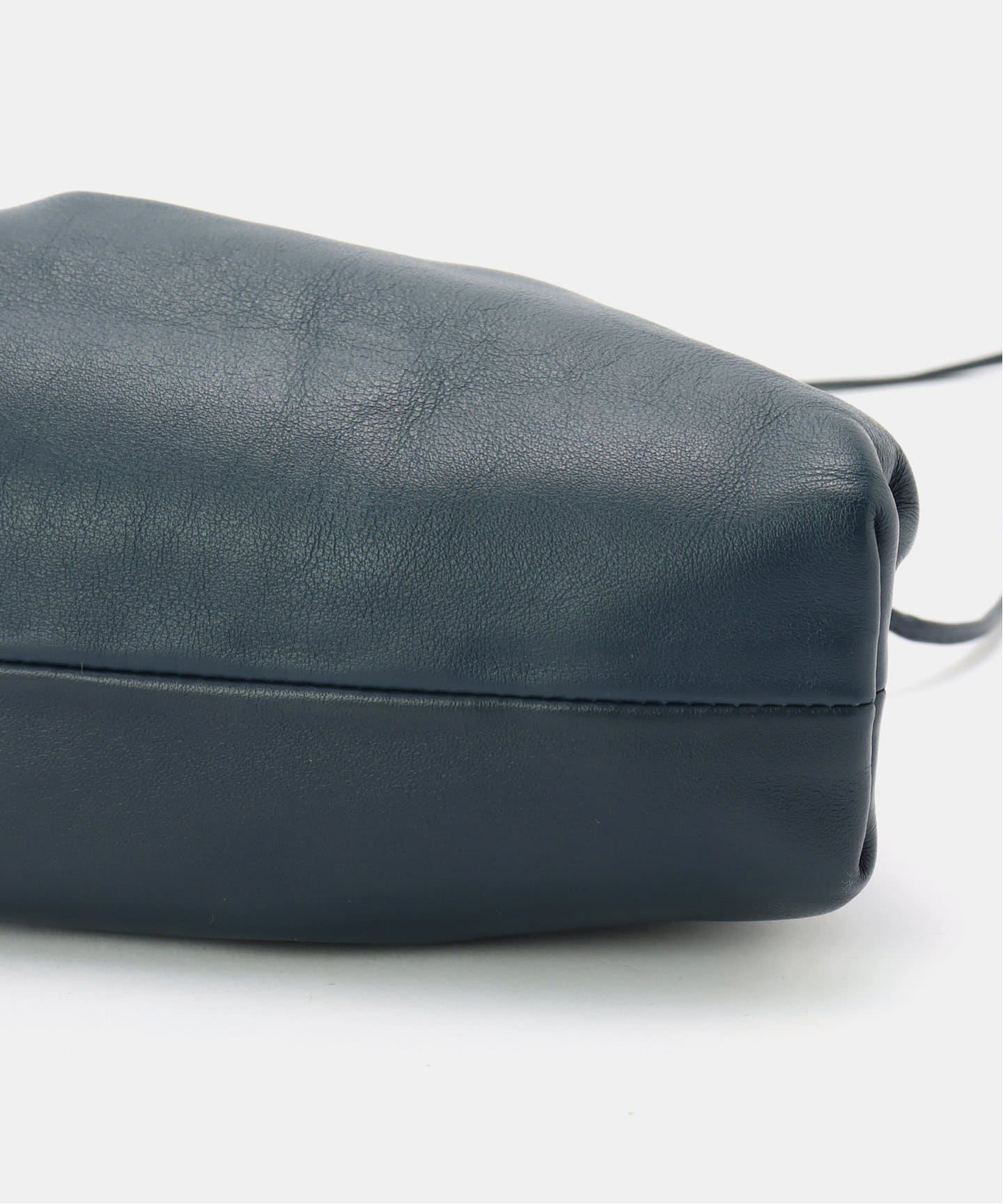ぴよ ✨ボッテガヴェネタ　ザ ボディーポーチ 関税送料込み- BOTTEGA VENETA PADDED MINI THE POUCHザ・ポーチ