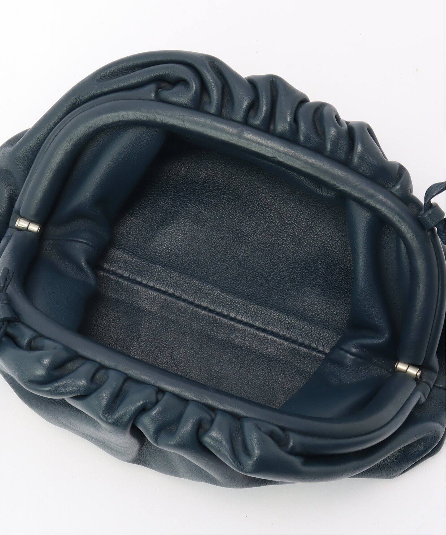 BOTTEGA VENETA/ボッテガ ヴェネタ】The pouch mini（ショルダーバッグ