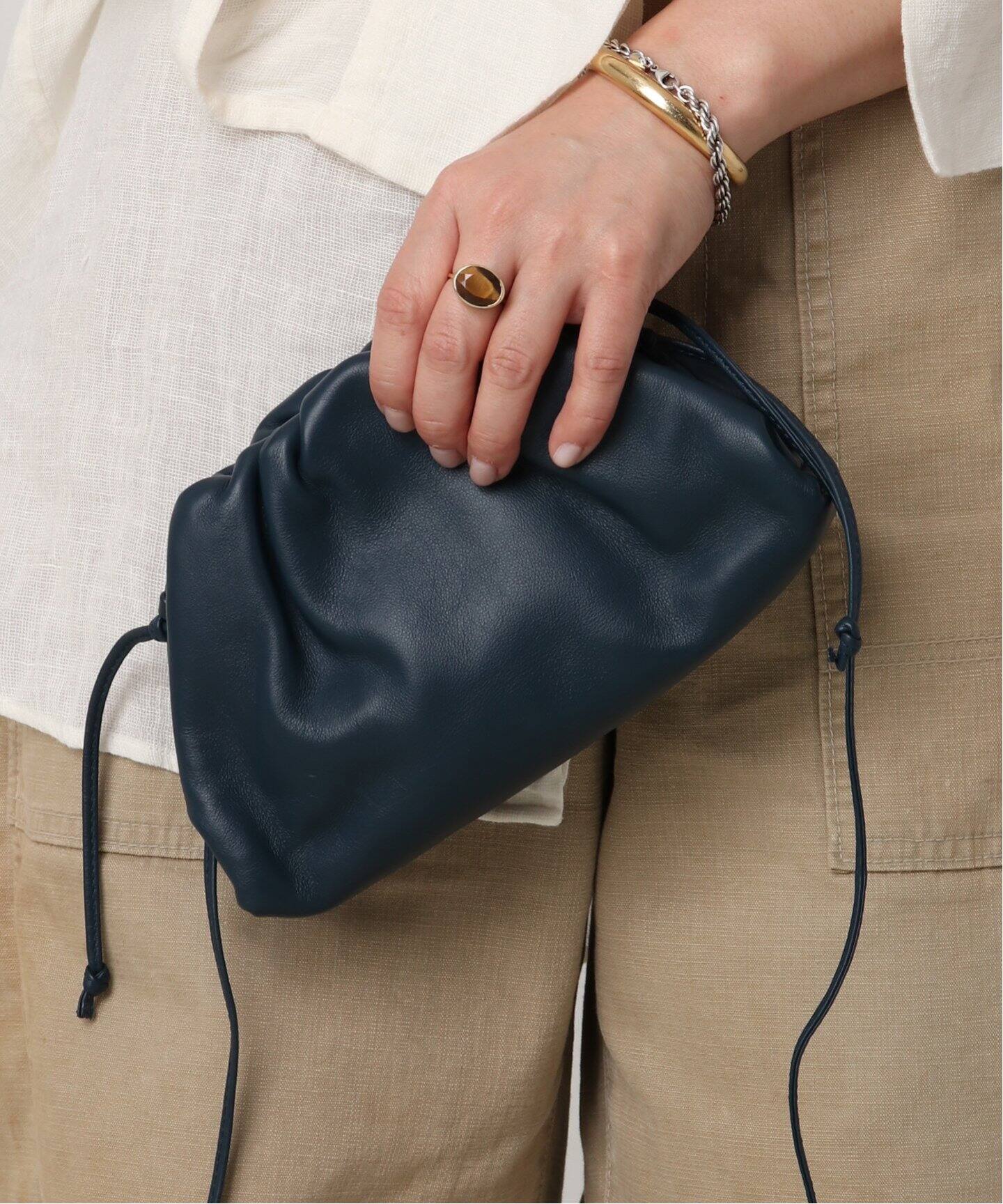 BOTTEGA VENETA/ボッテガ ヴェネタ】The pouch mini（ショルダーバッグ