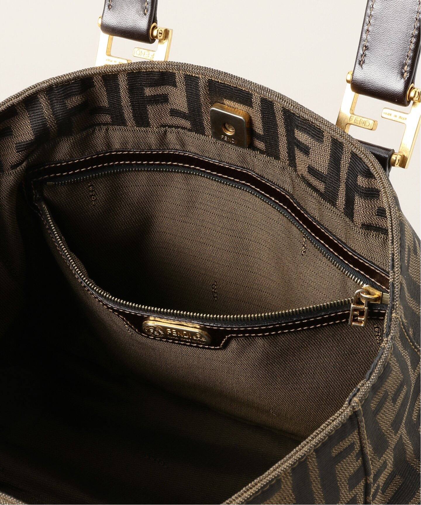 FENDI 代え フェンディ ひざ丈コート ズッカ柄 9〜11号 ポケット付きコート