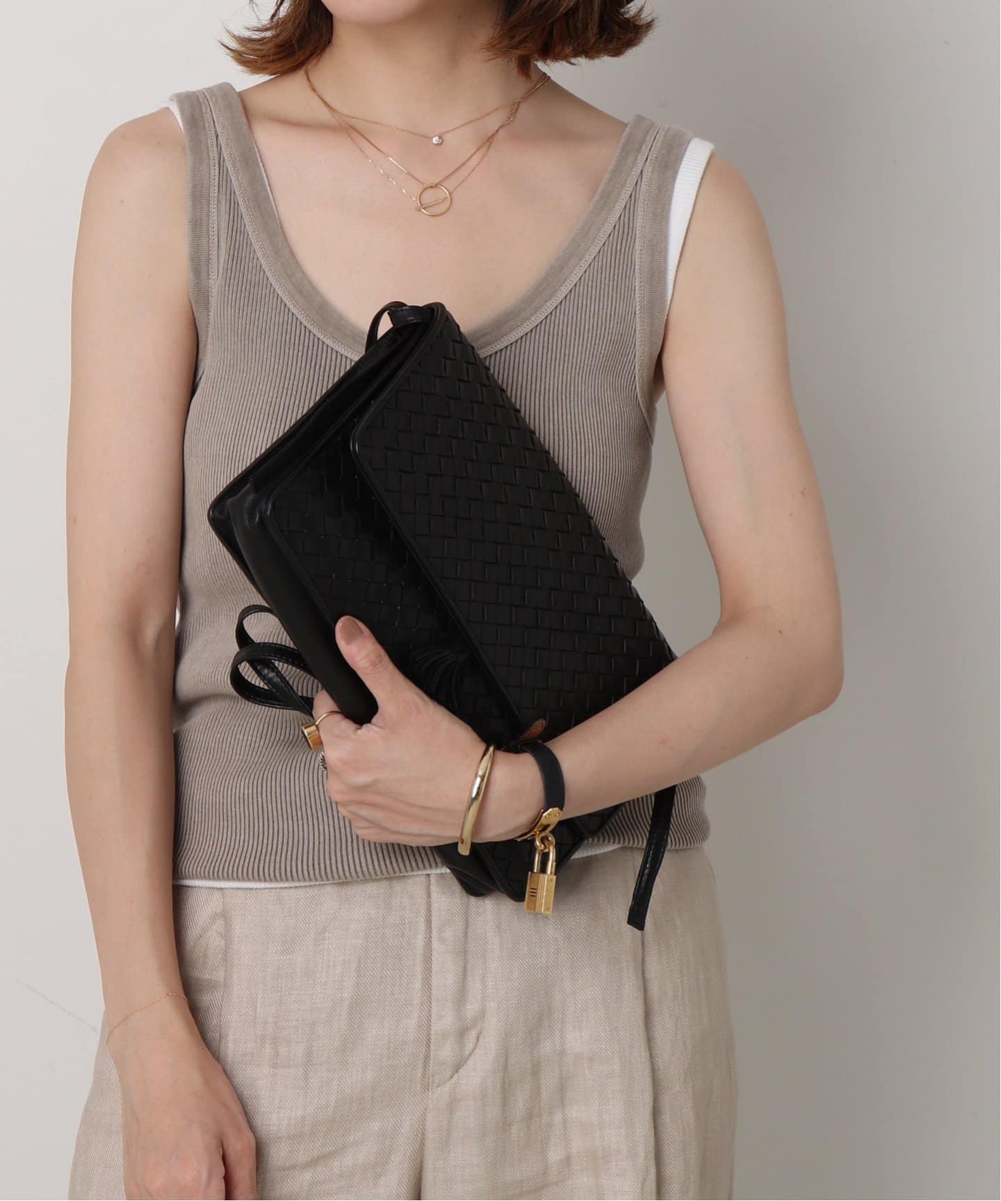 【BOTTEGA VENETA】intrecciato レザー ショルダー バッグ BOTTEGA VENETA | Mini Hop Intrecciato Leather Crossbody Bag