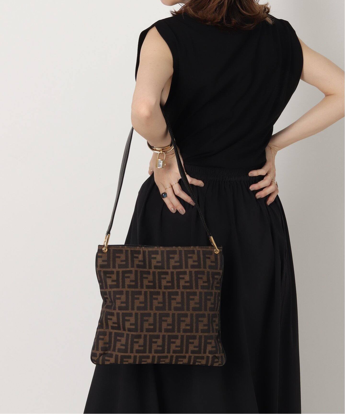 VINTAGE FENDI/フェンディ】Zucca セミショルダーバッグ（ショルダー 