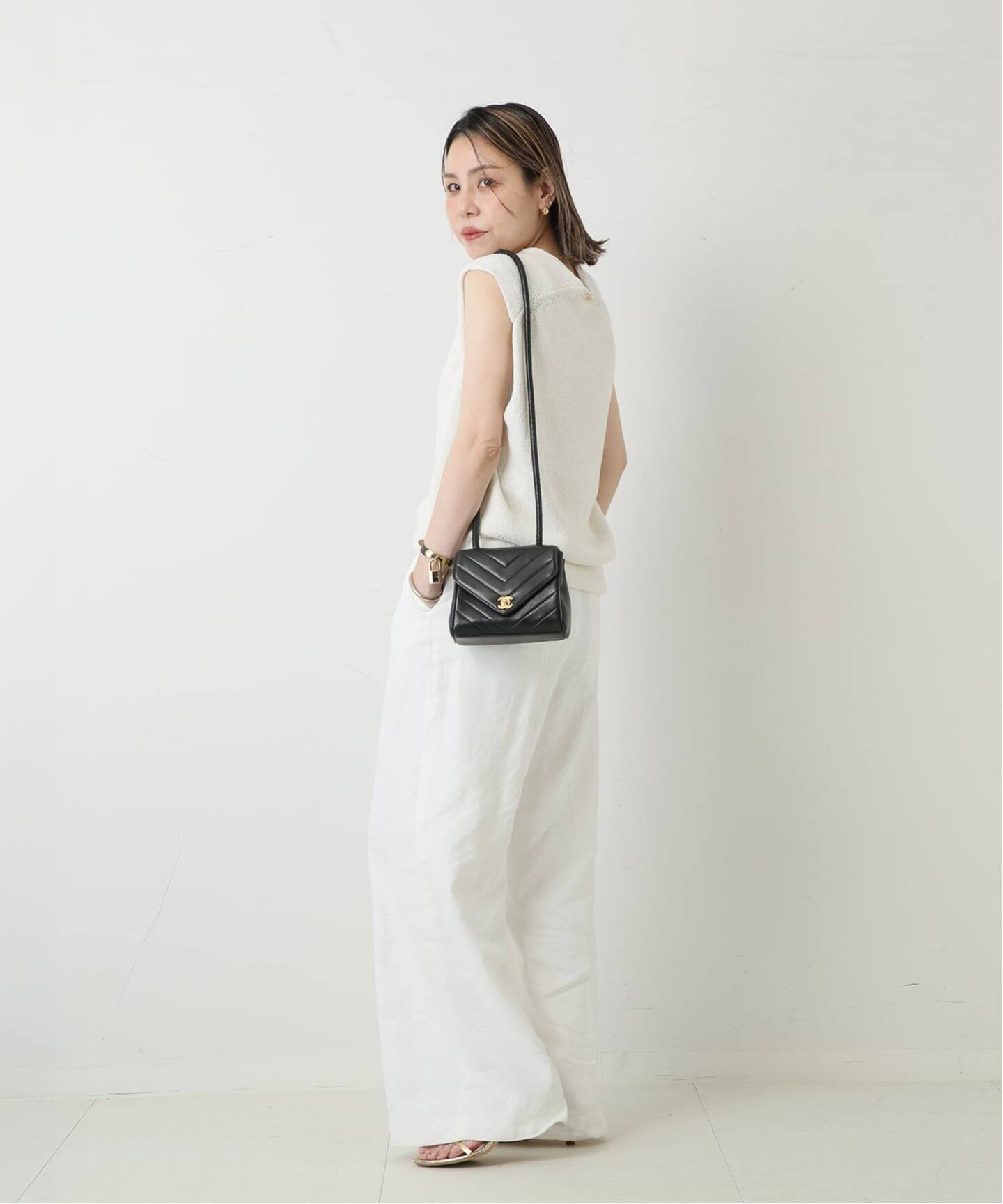 VINTAGE CHANEL/シャネル】V stitch ショルダーバッグ（ショルダー