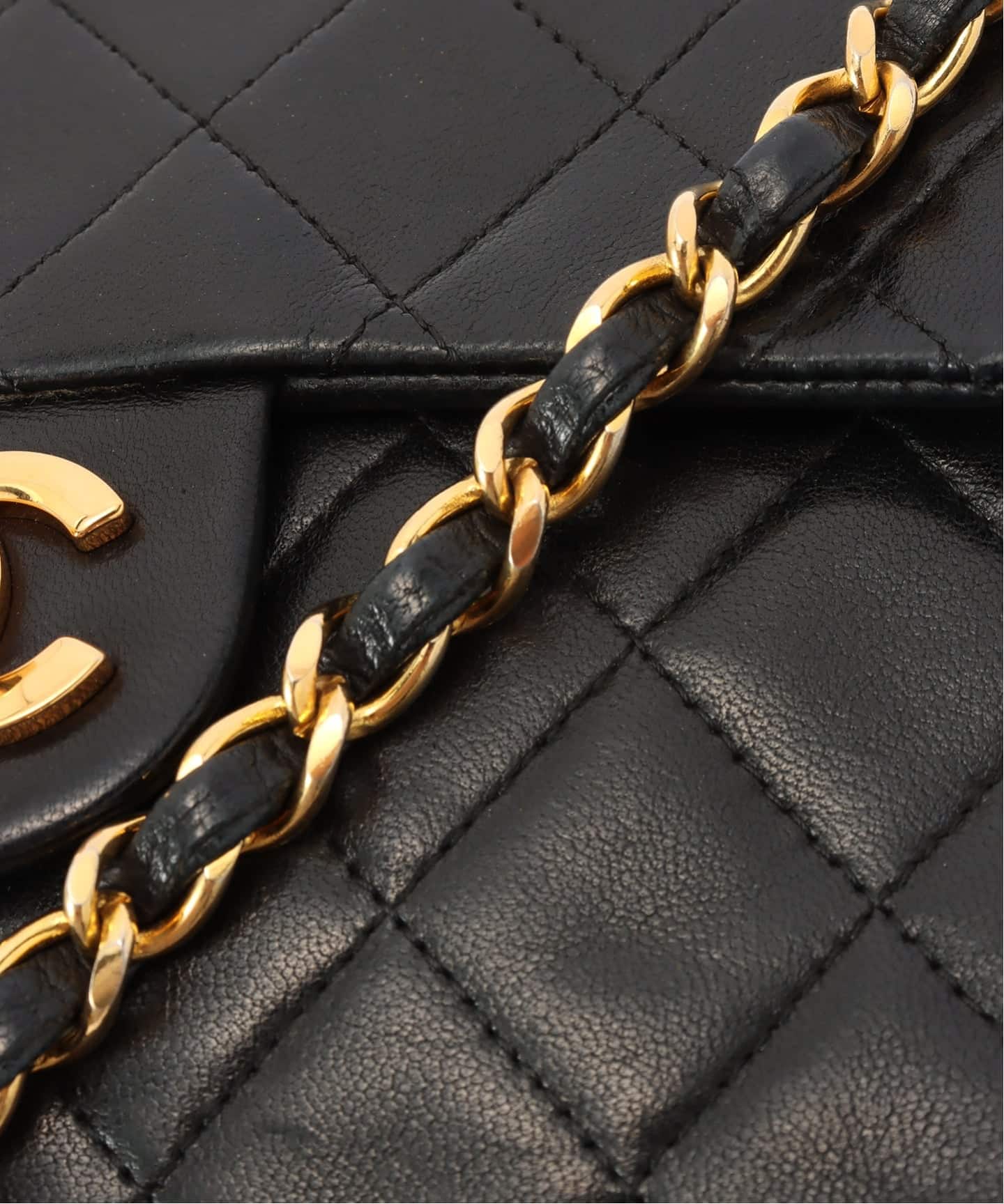 VINTAGE CHANEL/シャネル】 Matelasse チェーンショルダーバッグ 17