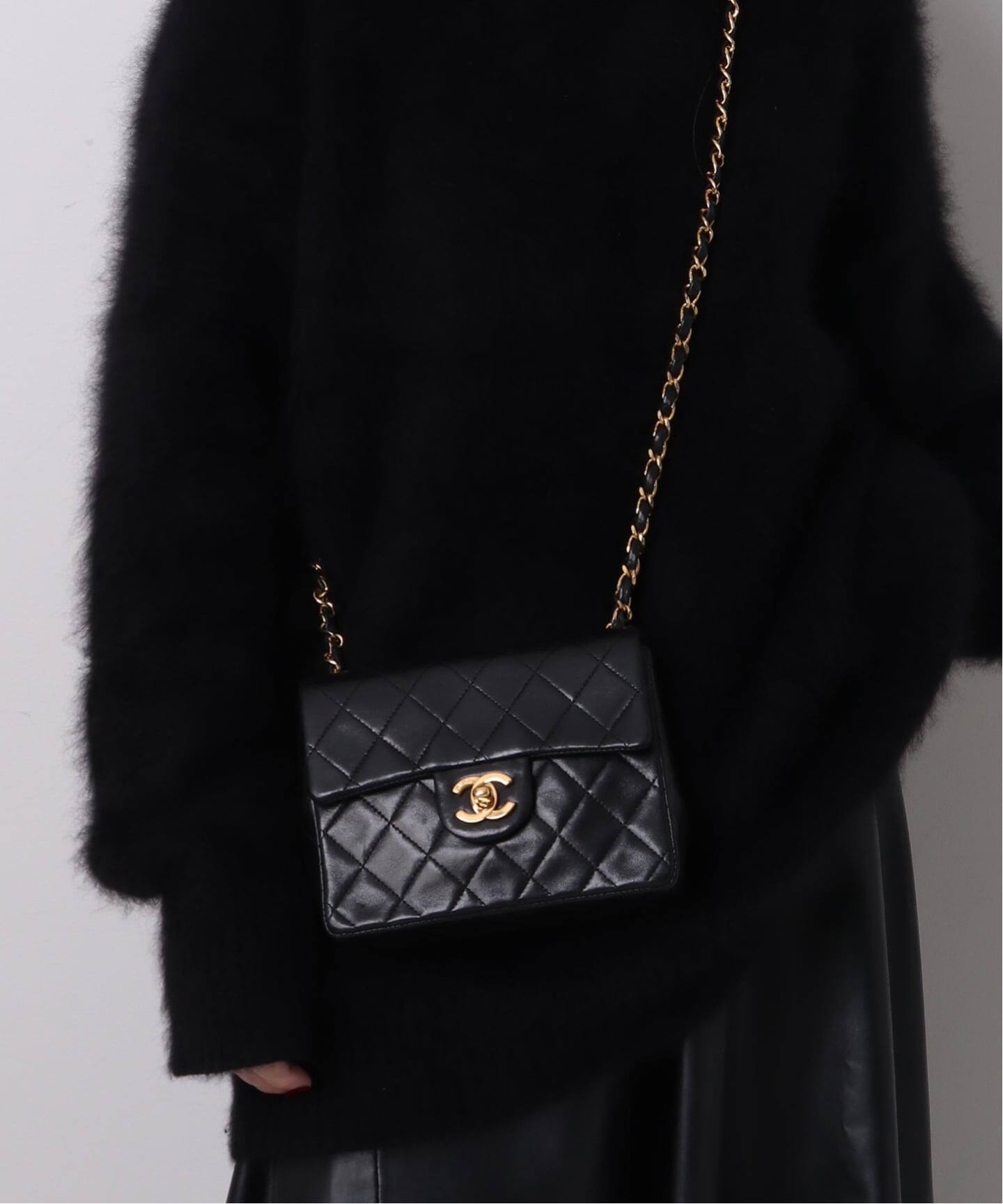 VINTAGE CHANEL/シャネル】 Matelasse チェーンショルダーバッグ 17 