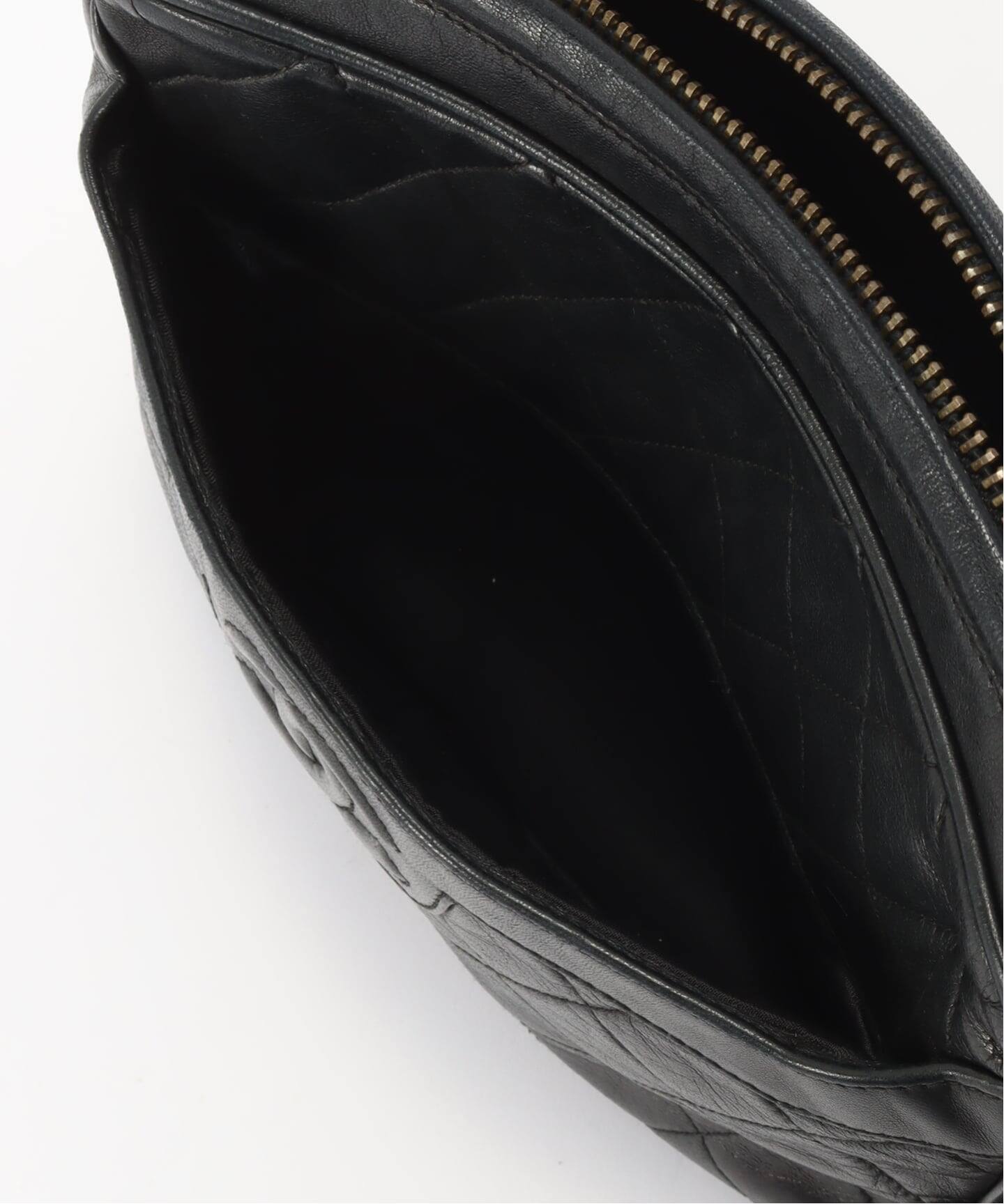 VINTAGE CHANEL/シャネル】 Matelasse チェーンショルダーバッグ 23