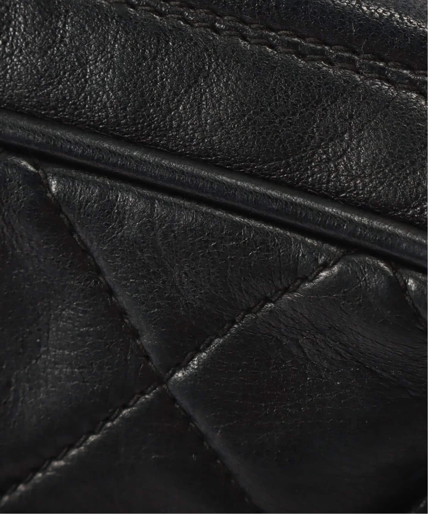 VINTAGE CHANEL/シャネル】 Matelasse チェーンショルダーバッグ 23
