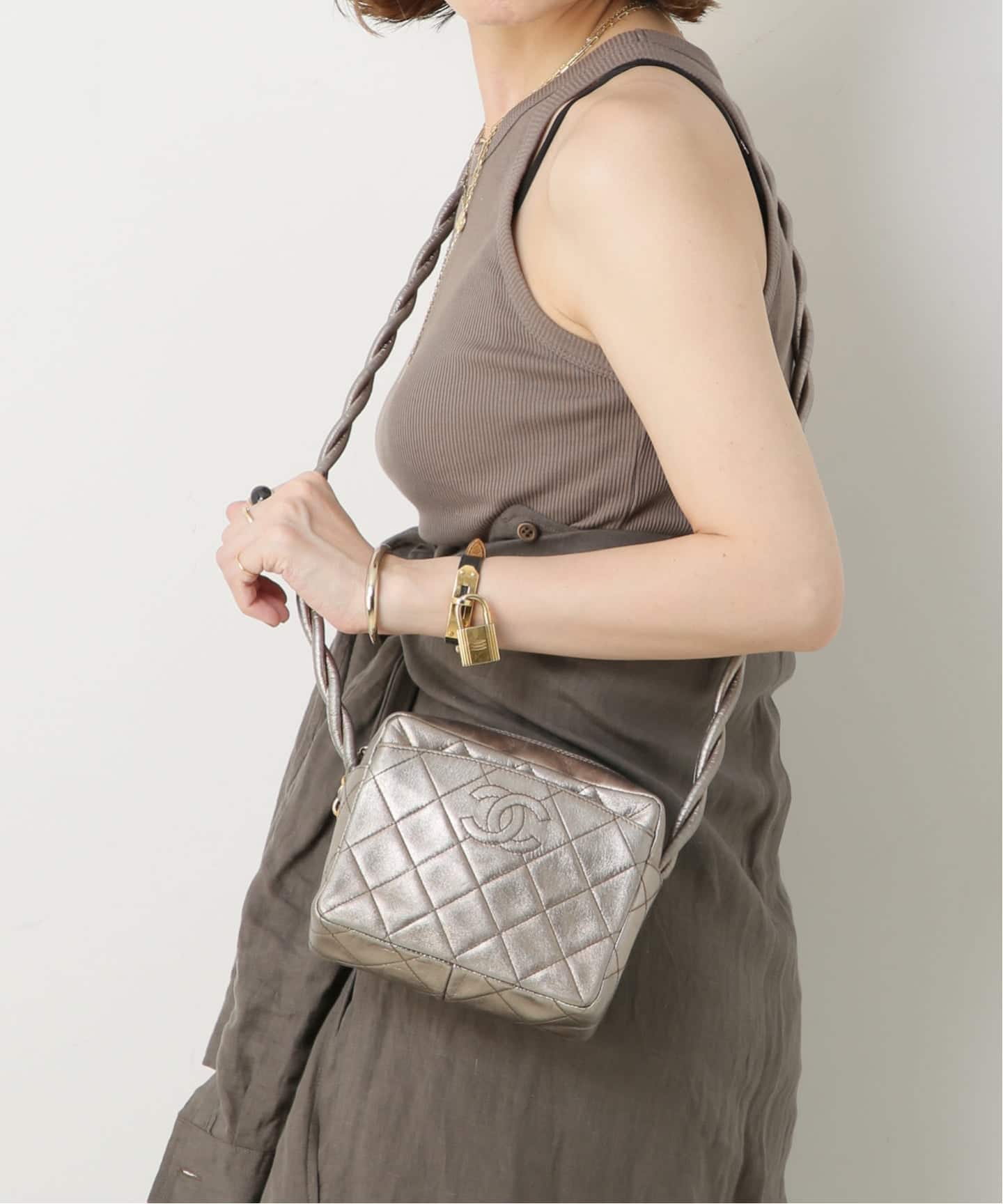 VINTAGE CHANEL/シャネル】Matelasse ショルダーバッグ 16（ショルダー