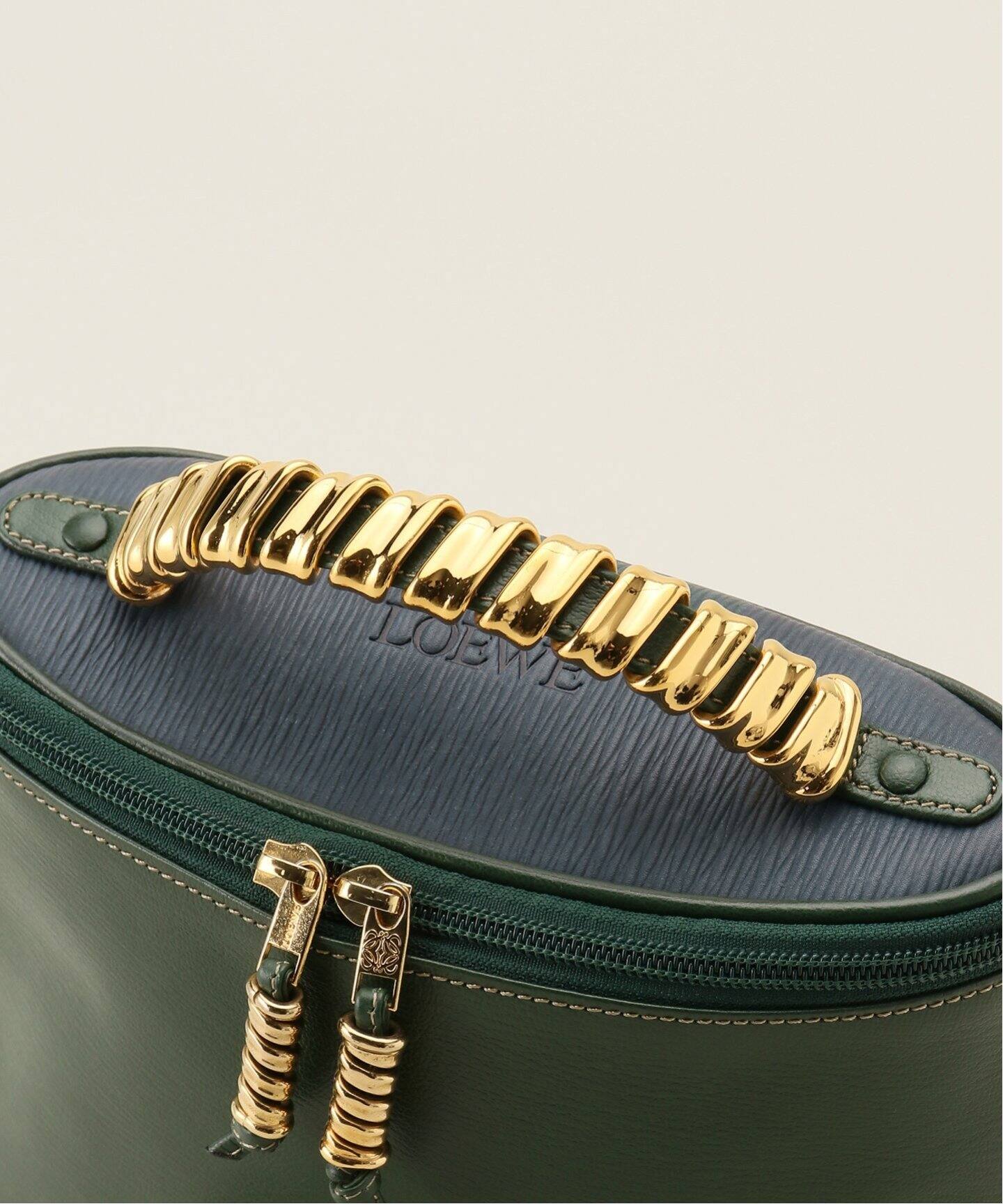 VINTAGE LOEWE/ロエベ】Velazquez vanity（ハンドバッグ）｜DECOUVERTE 