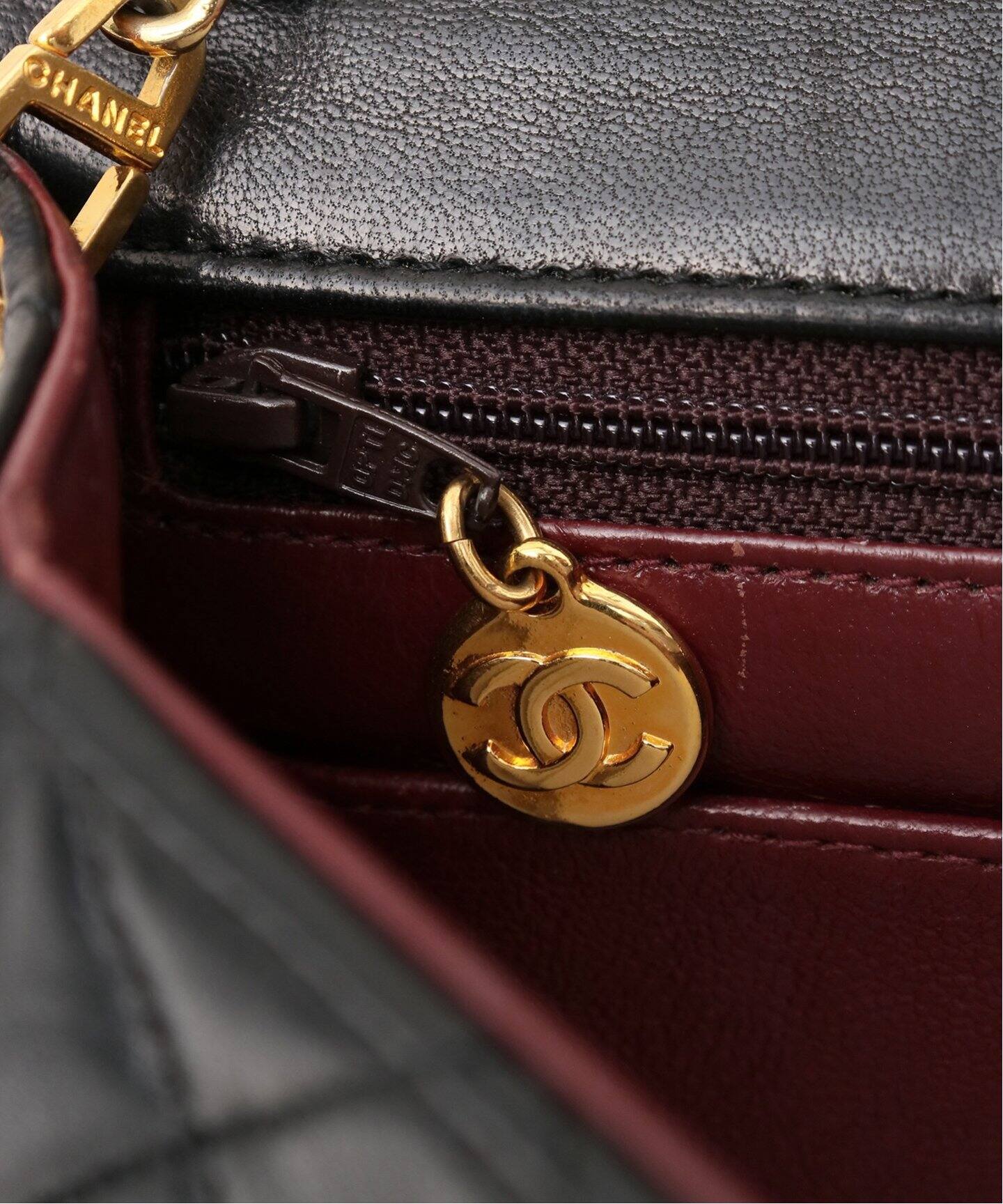 VINTAGE CHANEL/シャネル】 ミニマトラッセチェーンショルダーバッグ 